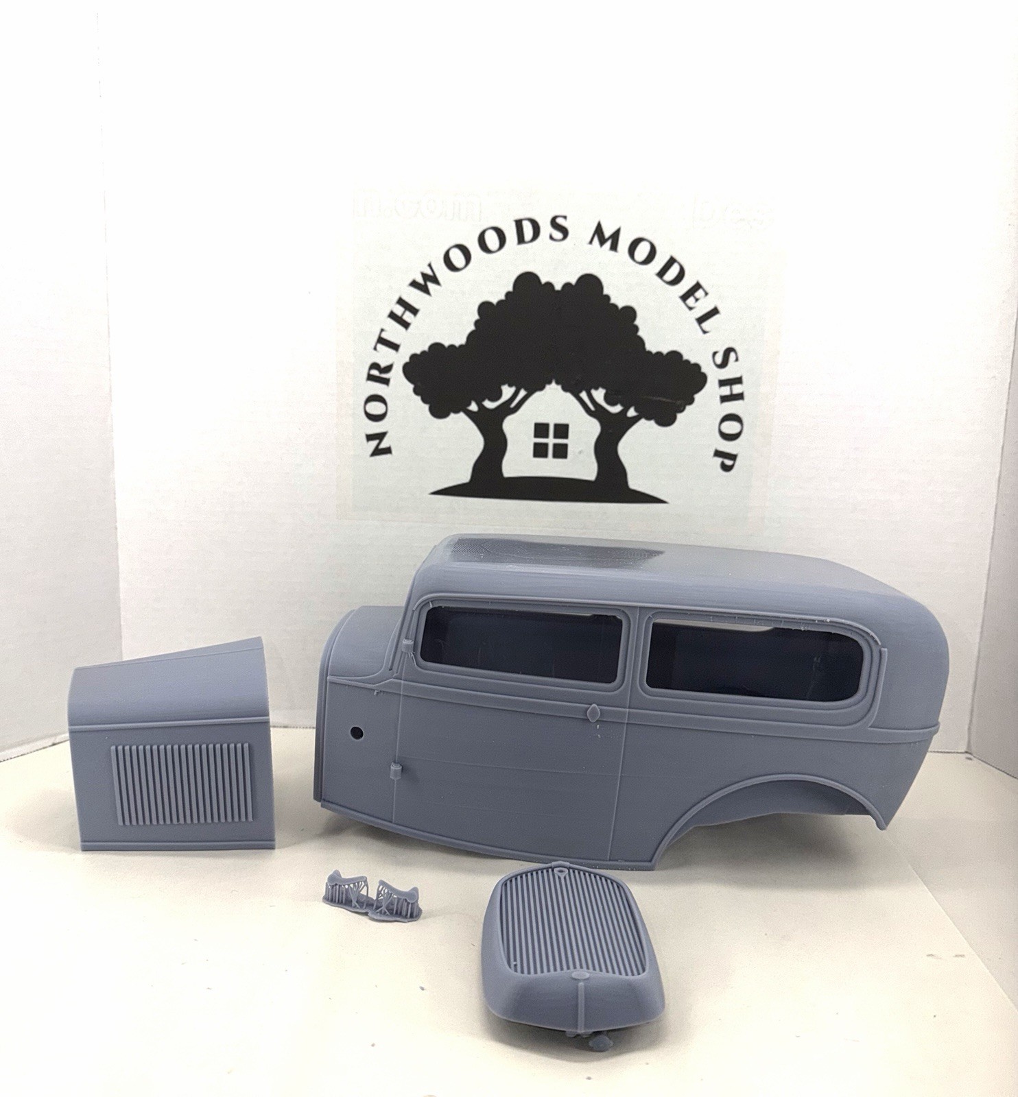 1/8 Scale 3D Resin Printed 32 Ford Tudor Chopped Hotrod Body Hood Grille Only