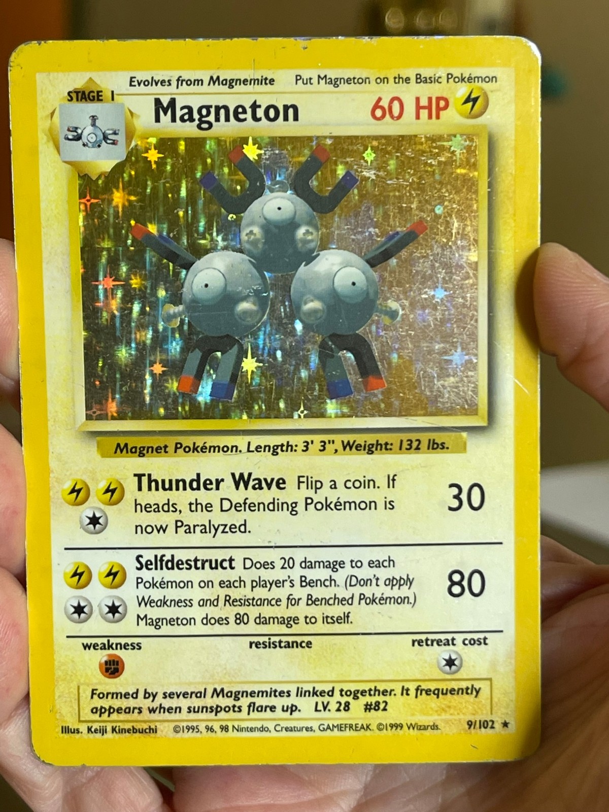 POKEMON MAGNETON 9/102 RARE HOLOFOIL BASE SET HP CARD