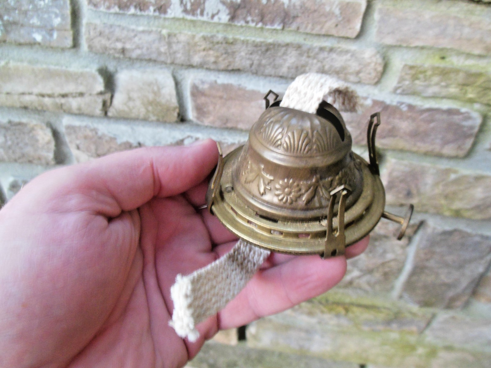 Replacement Embossed Brass B&P Co Kerosene Oil Lamp Burner 1 1/4\ Replacement Embossed Brass B&P Co Kerosene Oil Lamp Burner 1 1/4\