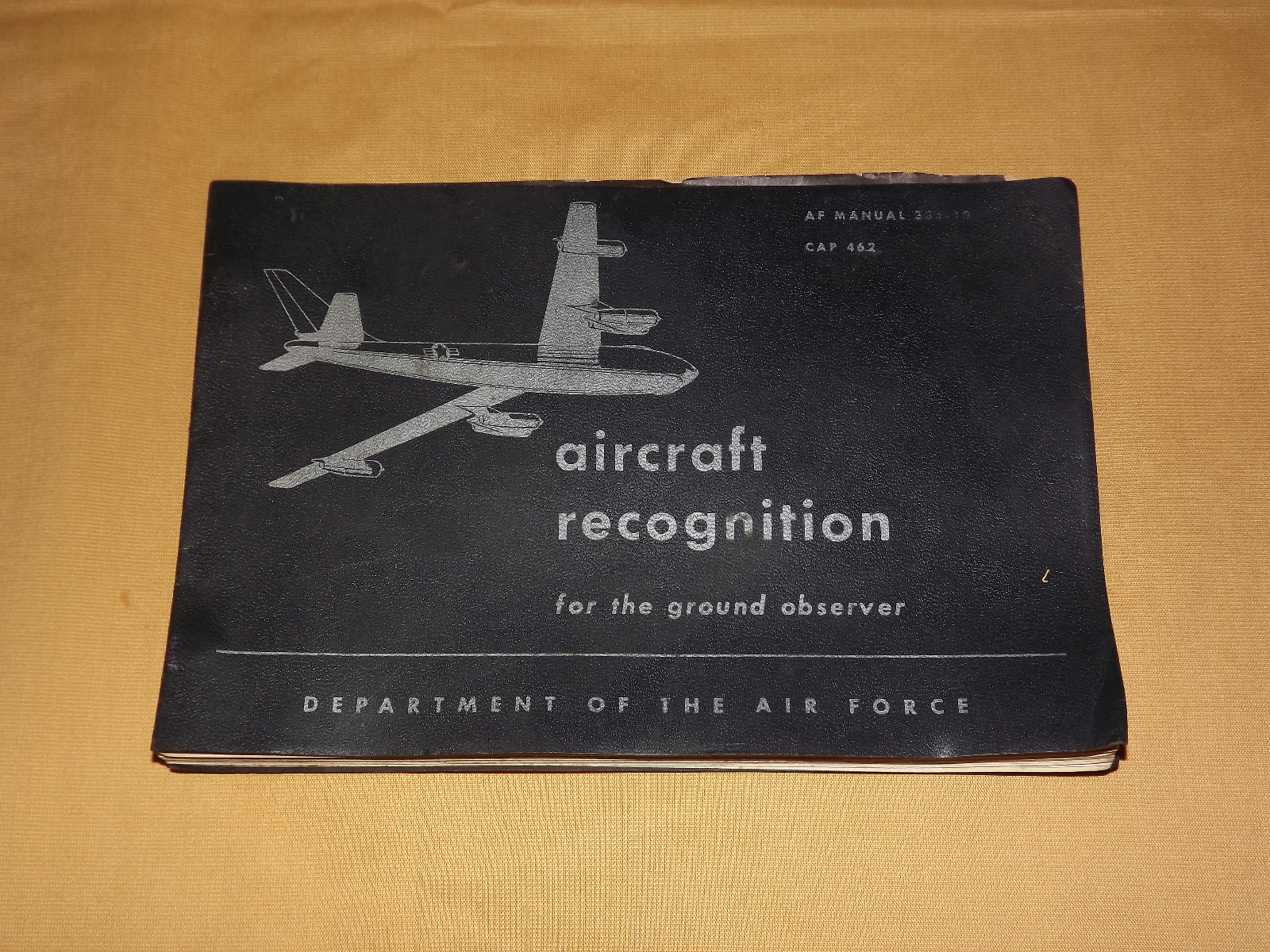 VINTAGE 1955 US  DEPT AIR FORCE AIRCRAFT RECOGNITION BOOK