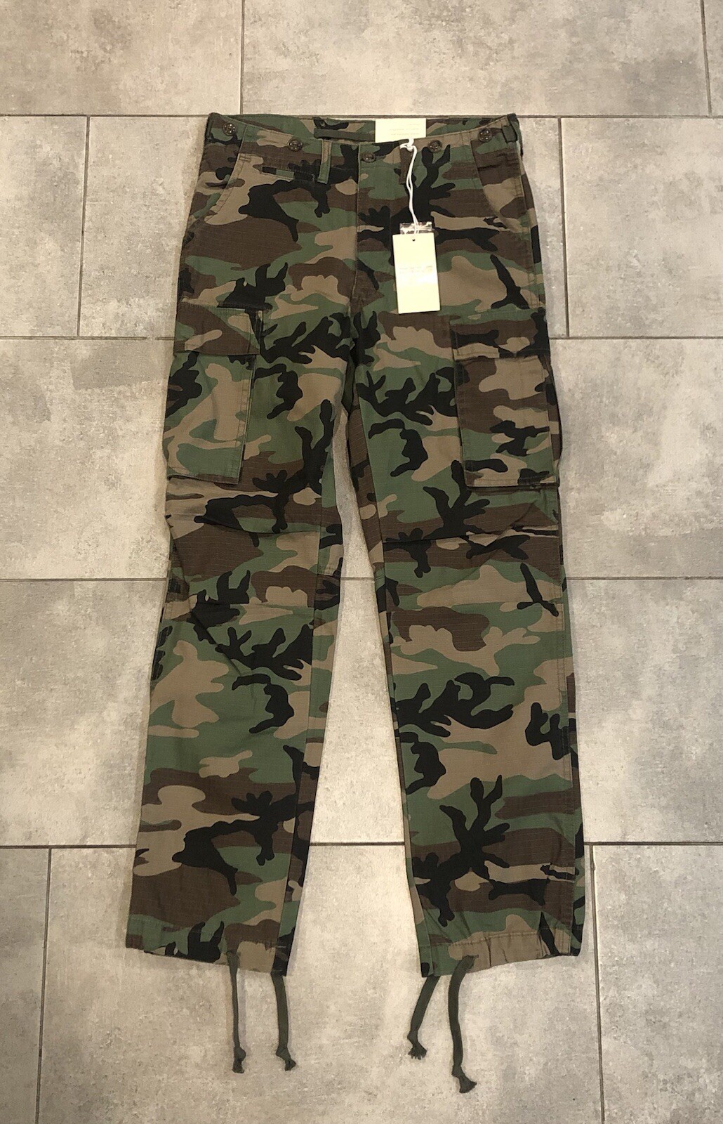 Mnml Men’s 30x30 Vintage Cargo Camouflage Pants Mnml Men’s 30x30 Vintage Cargo Camouflage Pants