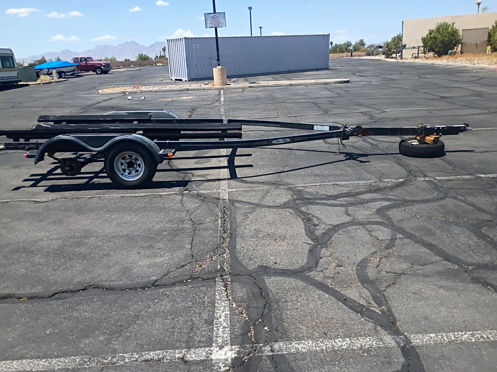 Tandem-axle Sea Ray boat trailer-CRACKED FRAME-Parts Only