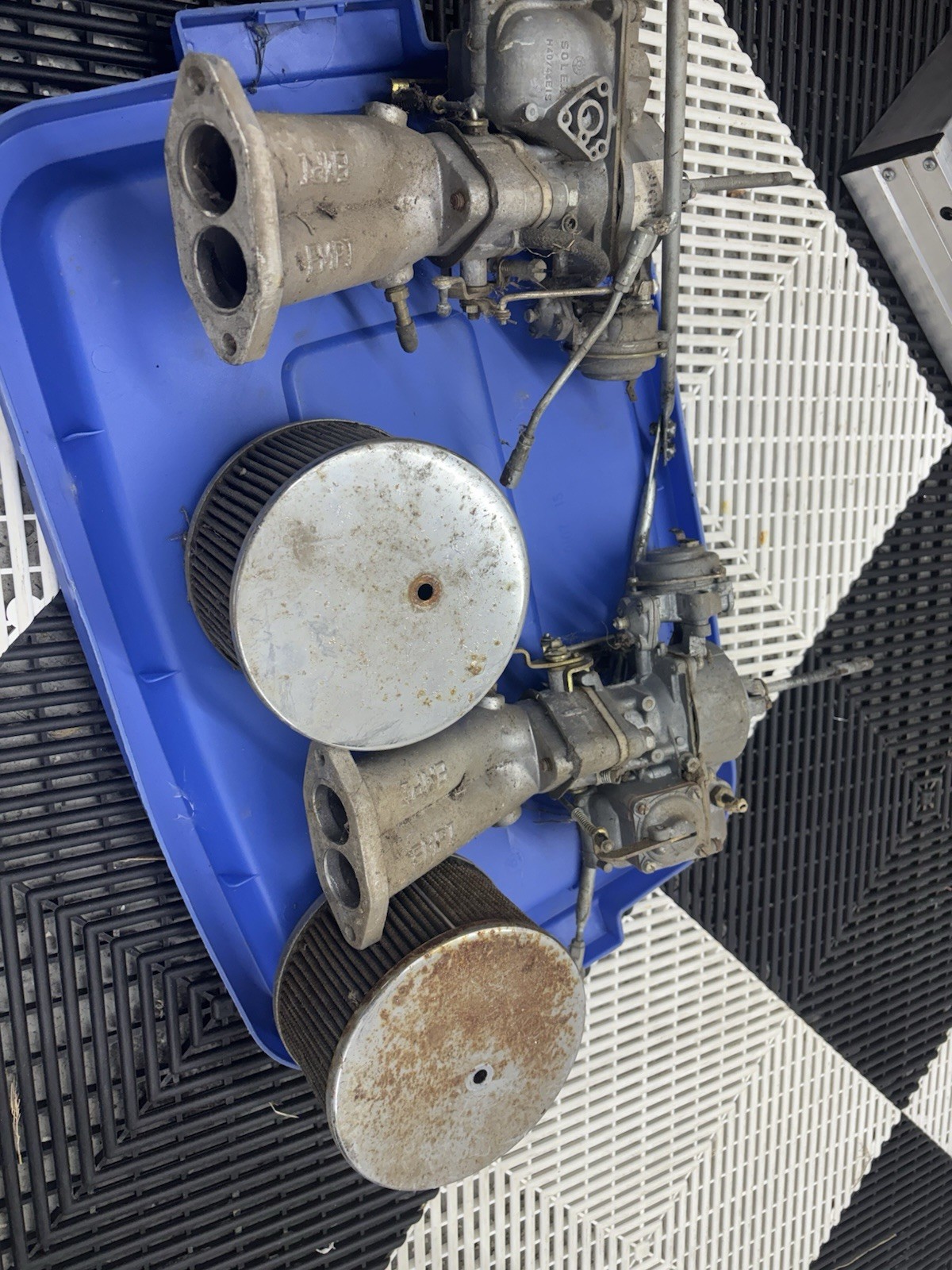 VW Beetle Dual Port Dual Carb Setup, EPMI With Solex 40/44 Carbs VW Beetle Dual Port Dual Carb Setup, EPMI With Solex 40/44 Carbs