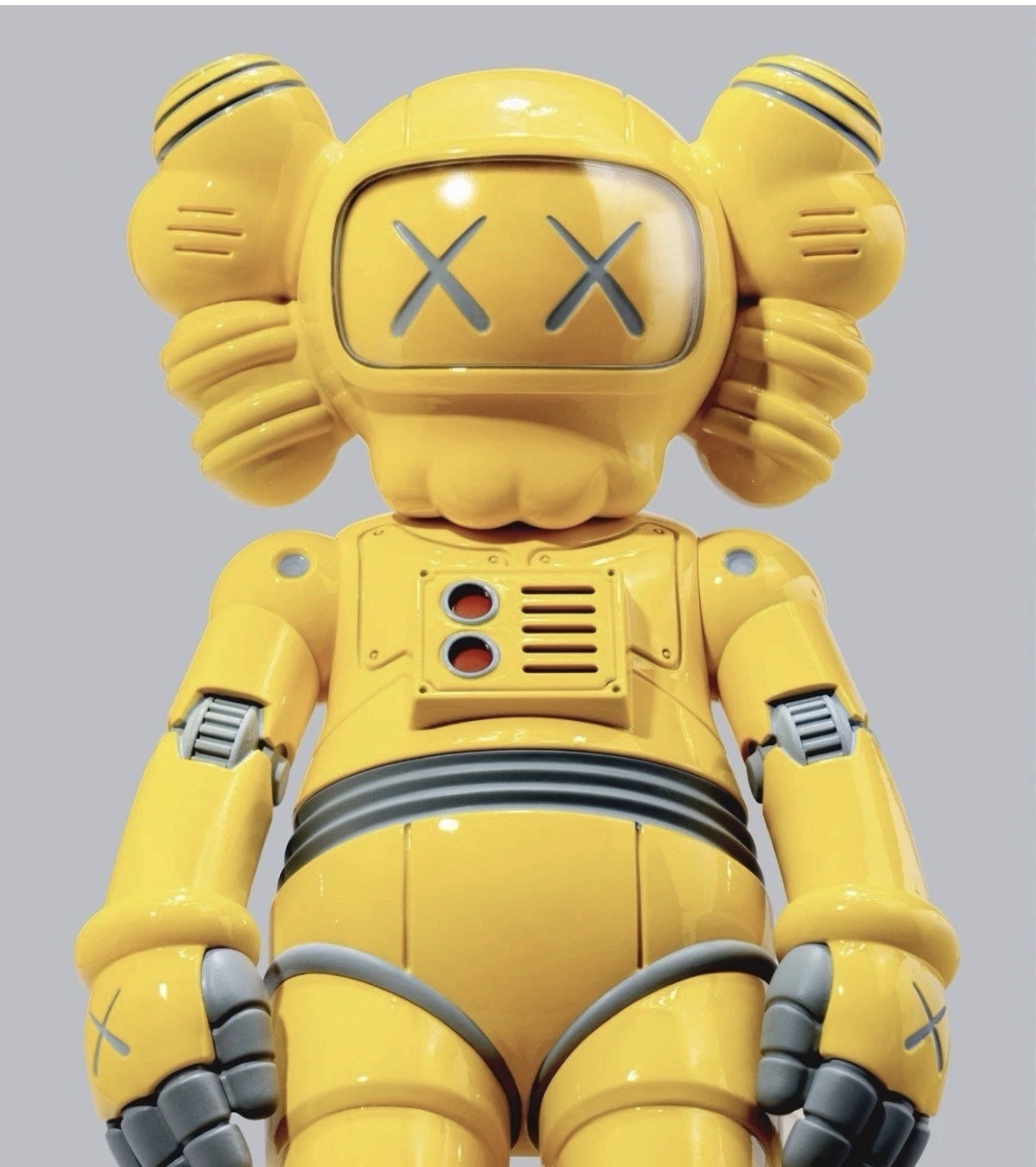 KAWS HOLIDAY HANGZHOU - Figure (Yellow)  NWT. PRESALE - order confirmed
