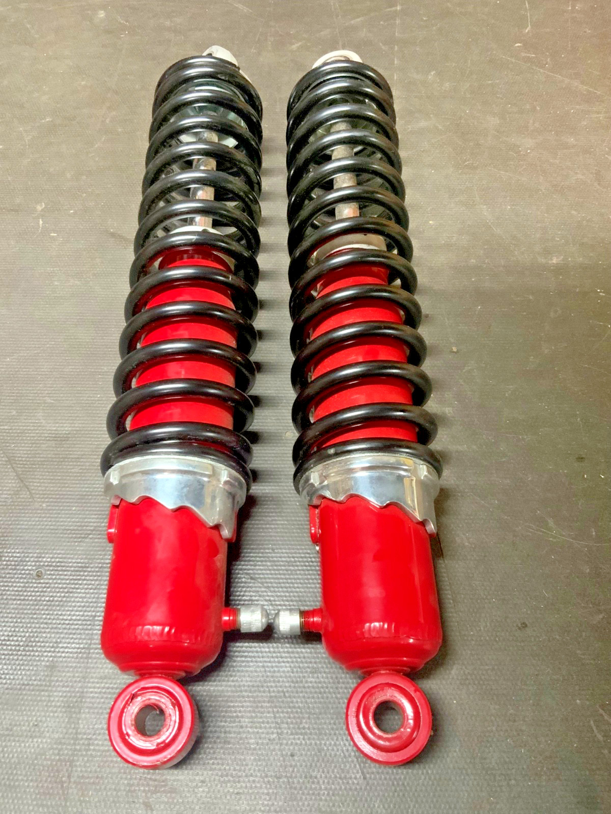 1976 1977 1978 Honda CR125M Elsinore Rear Shock Absorbers Part # 52400-400-003