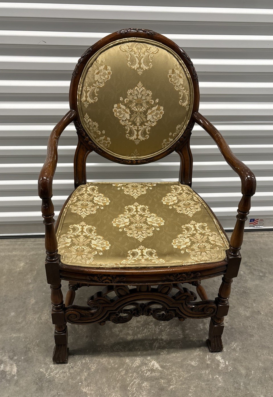 Antique Karpen Furniture Carved Walnut Armchair Rococo Revival Early 1900s Antique Karpen Furniture Carved Walnut Armchair Rococo Revival Early 1900s