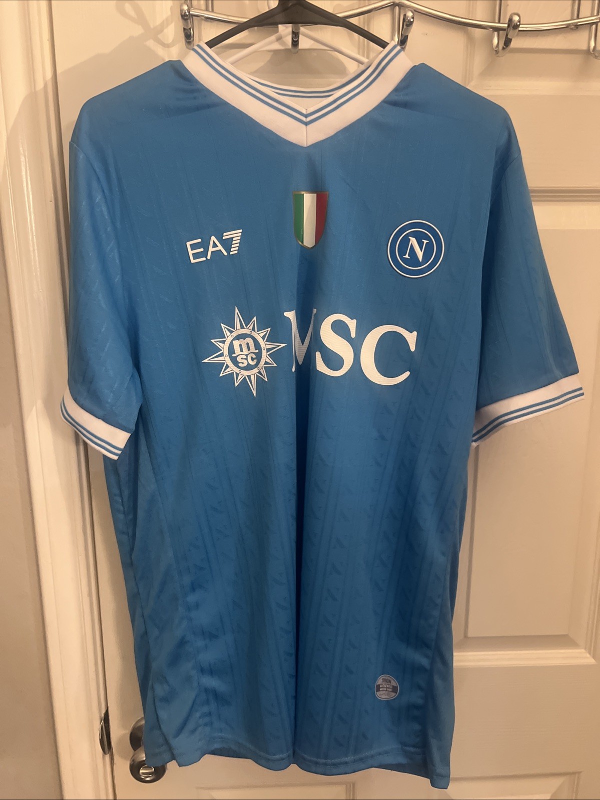 NWT SSC Napoli 2025/26 Home Kit Soccer Jersey XL Fits Like Large NWT SSC Napoli 2025/26 Home Kit Soccer Jersey XL Fits Like Large