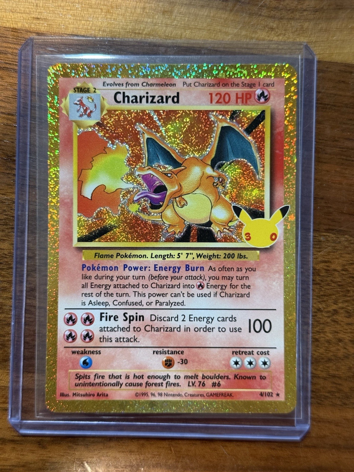 Charizard 4/102 30th Celebrations: Classic Collection Holo MINT Charizard 4/102 30th Celebrations: Classic Collection Holo MINT