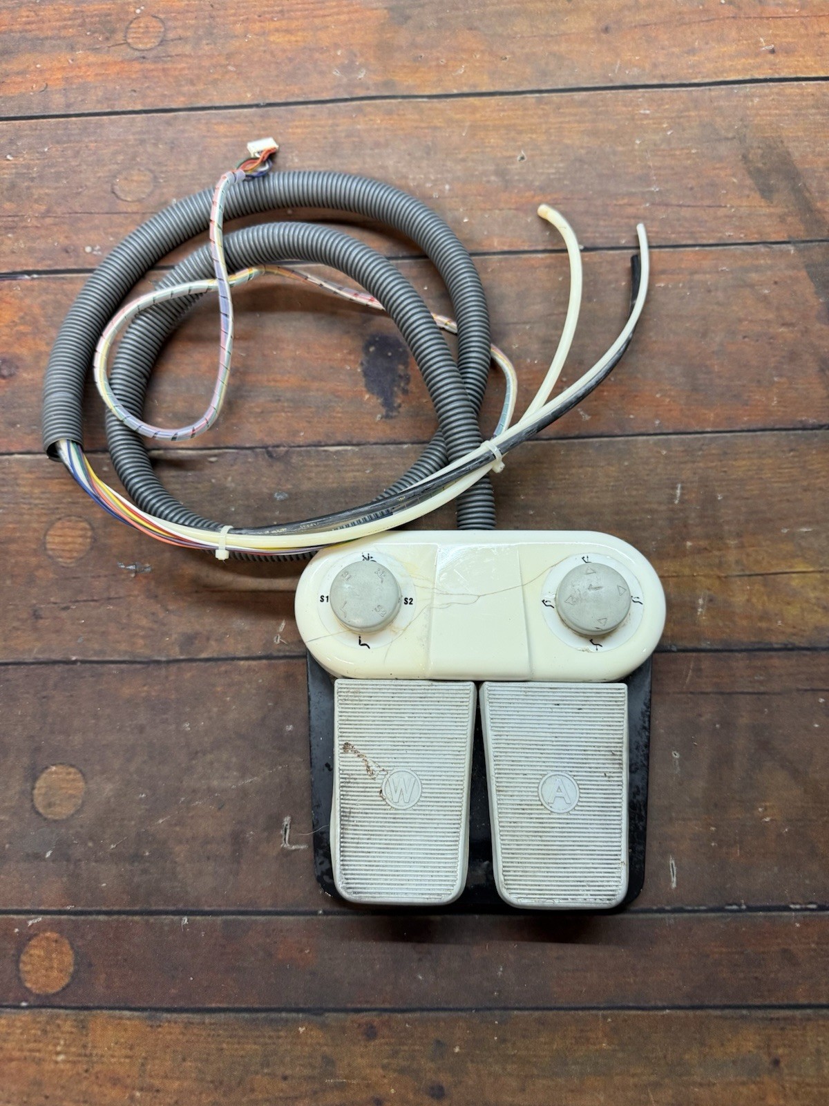 Grace X-5 Dental Chair Foot Control Pedal Water Air Switch Hose Assembly