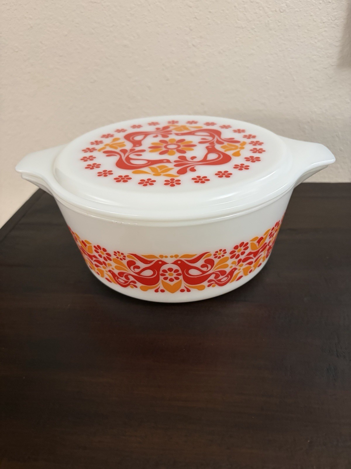 VTG PYREX Penn Dutch Friendship Promo 475-B Casserole Dish with Lid 2.5 Qt