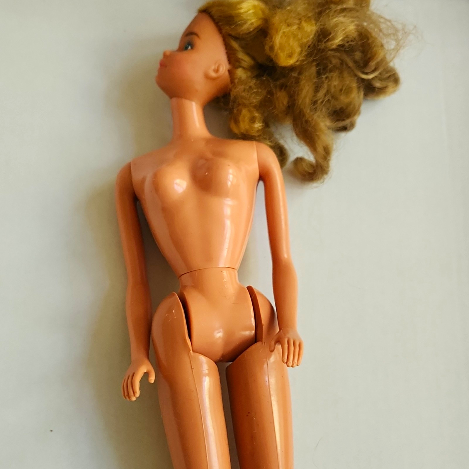 Vintage 1968 Twist N Turn TNT Barbie Go Go Co Co Brunette