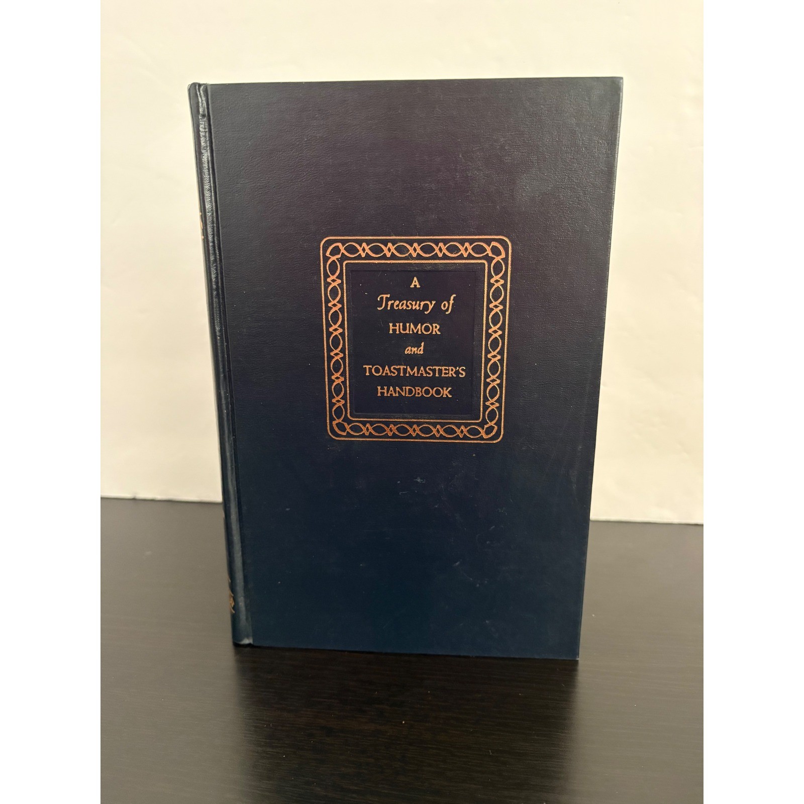 Spencer Press Vintage 1955 A Treasury of Humor Toastmasters Handbook Navy Gold