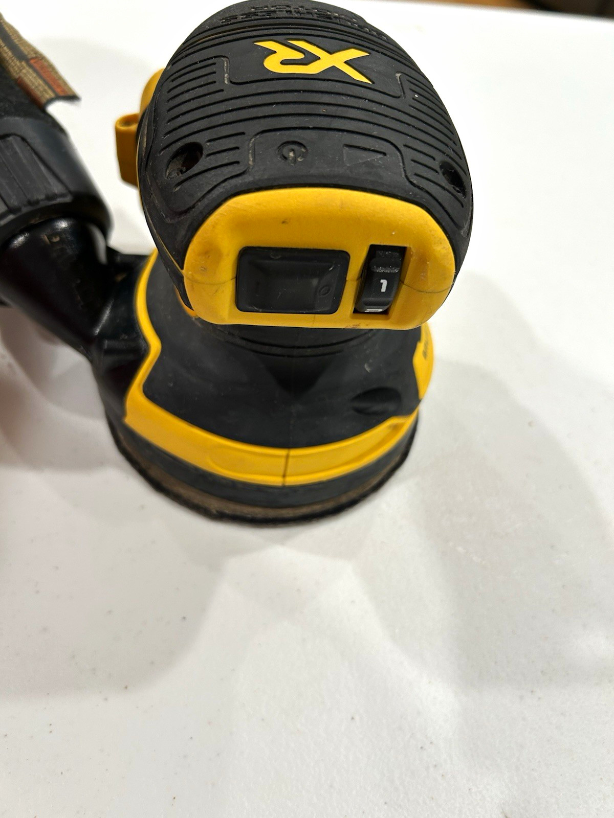 DEWALT XR Cordless Dual Action Orbital Sander, Battery Powered DCW210