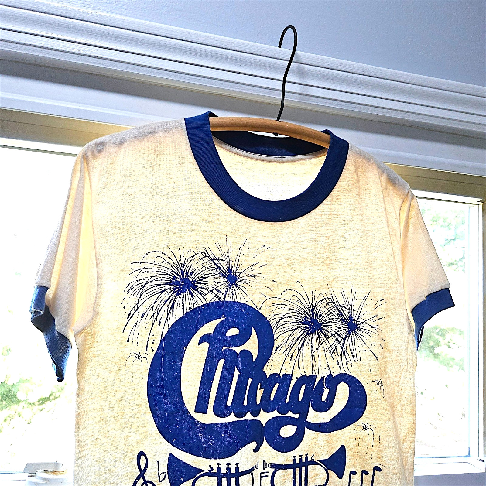Vintage 1976 Chicago Band T Shirt Vtg 70s Sz M Single Stitch Ringer Promo Tee Vintage 1976 Chicago Band T Shirt Vtg 70s Sz M Single Stitch Ringer Promo Tee