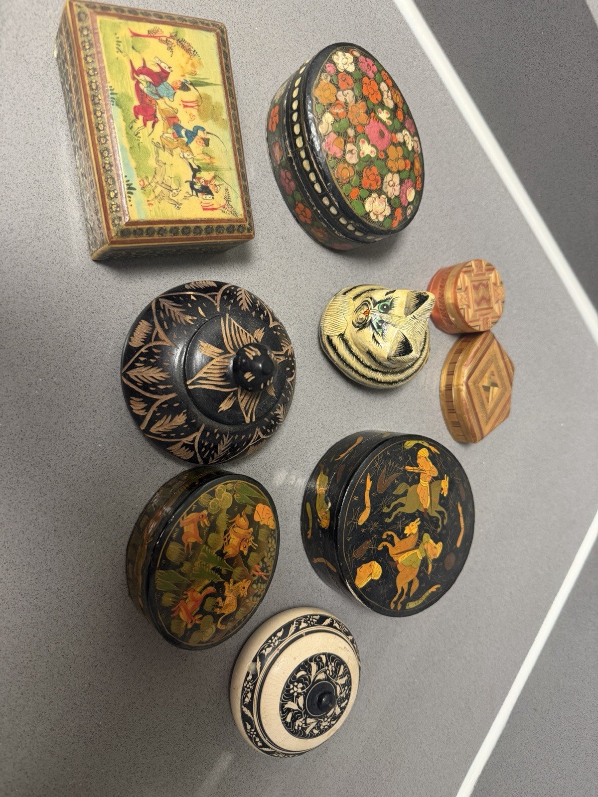 Vintage Hand-Painted Papier-Mâché & Wood Trinket Box Collection - Lot of 9 Vintage Hand-Painted Papier-Mâché & Wood Trinket Box Collection - Lot of 9