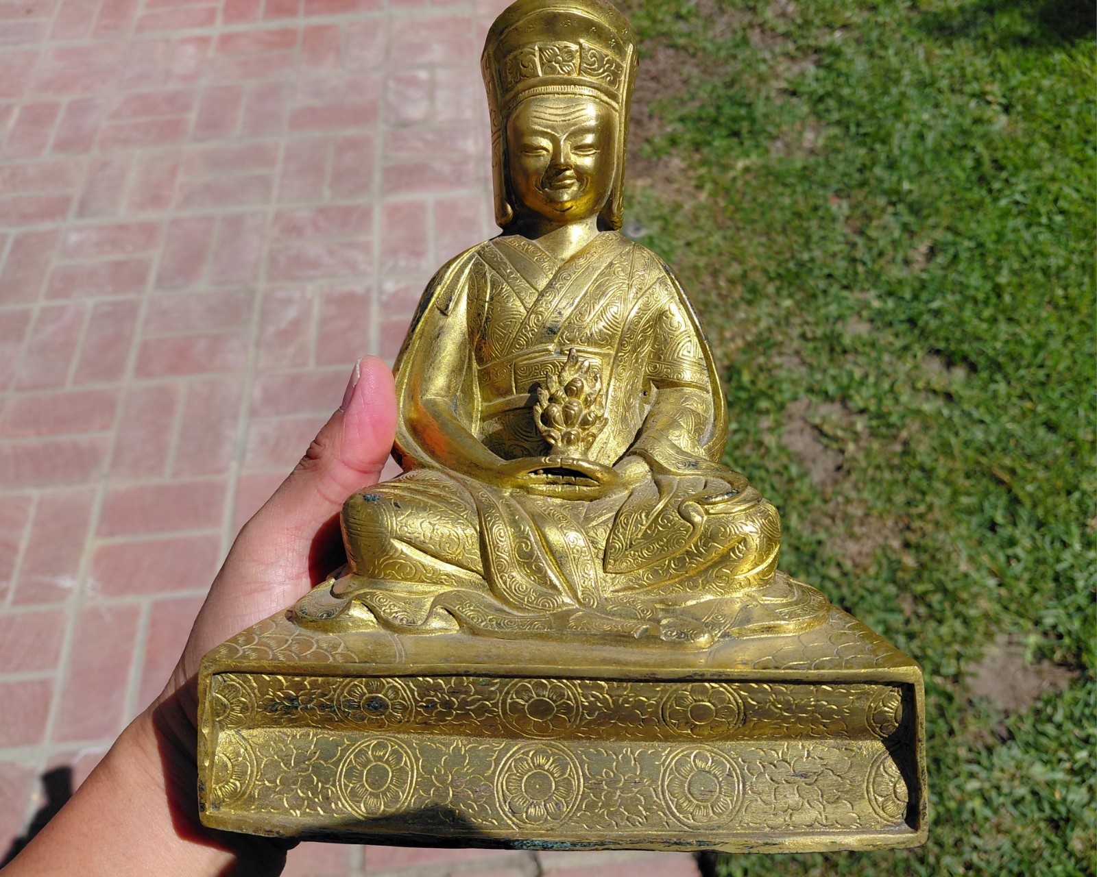 ⭕️Museum Quality 19th Century Sino Tibet Gilt Bronze LAMA Gampopa ⭕️Museum Quality 19th Century Sino Tibet Gilt Bronze LAMA Gampopa