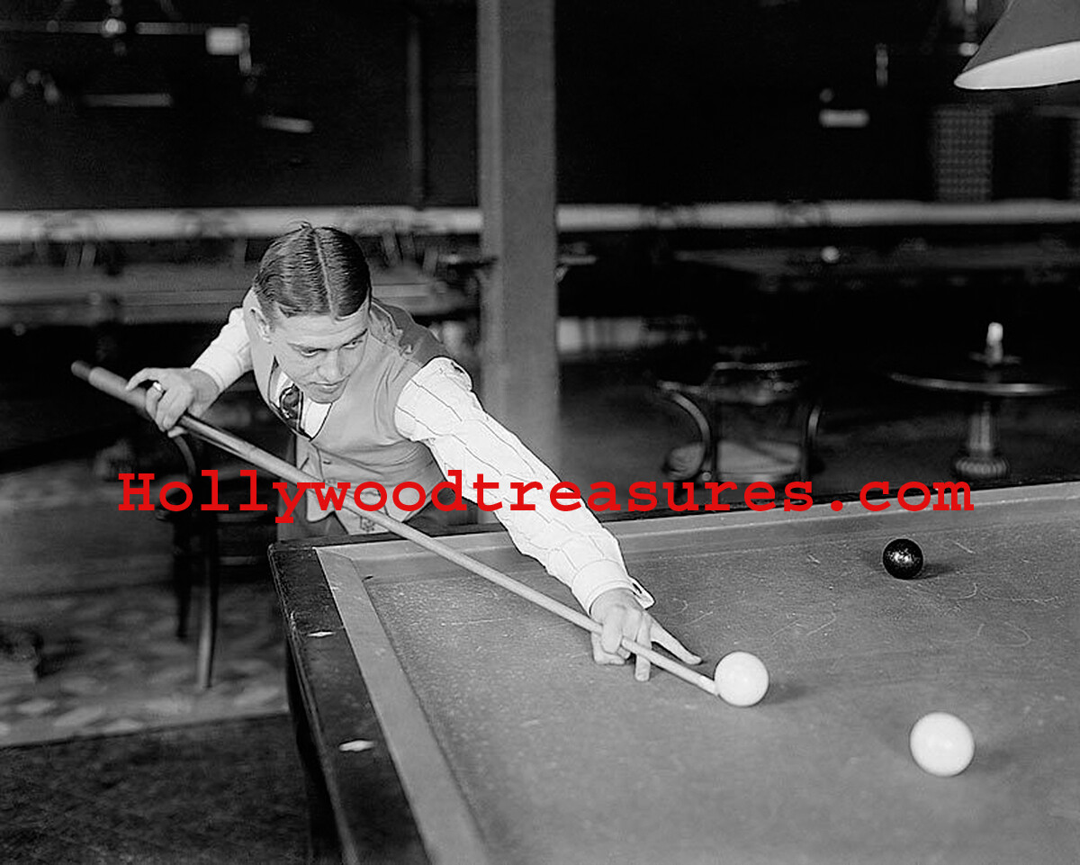Willie Hoppe~Playing Pool~Champion~Pool Hall~Billiards~Shooting Pool~16x20 Photo