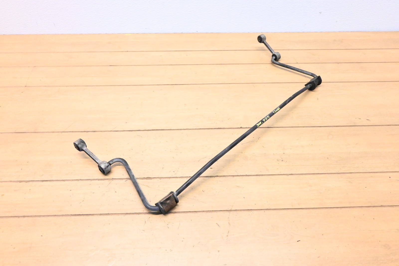 1984-1993 BMW E30 318 325 RWD Rear Anti Roll Stabilizer Sway Bar 12MM OEM 120k