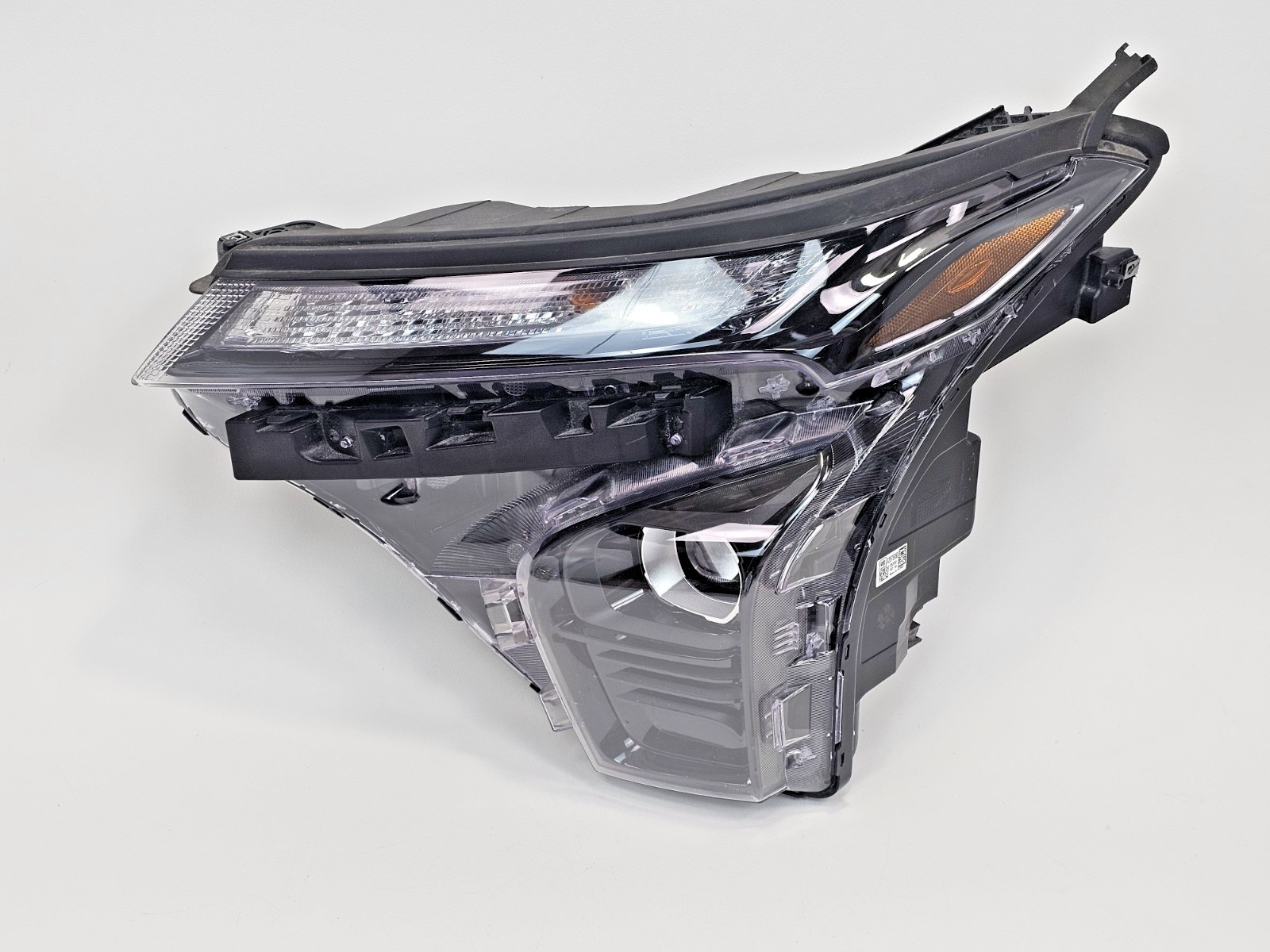 2024 - 2025 CHEVROLET TRAX FRONT LEFT DRIVER SIDE HEADLIGHT LIGHT OEM *FOR PART*
