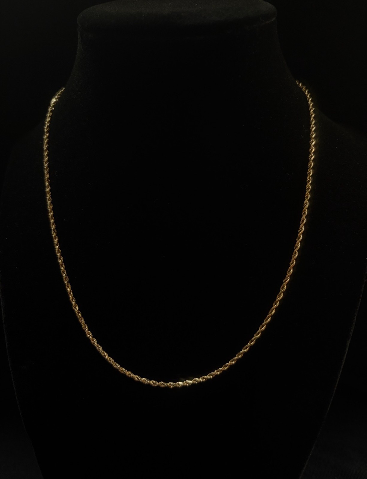 14K Yellow Gold Rope Chain Necklace 4.7g Classic Twisted Rope 14K Yellow Gold Rope Chain Necklace 4.7g Classic Twisted Rope