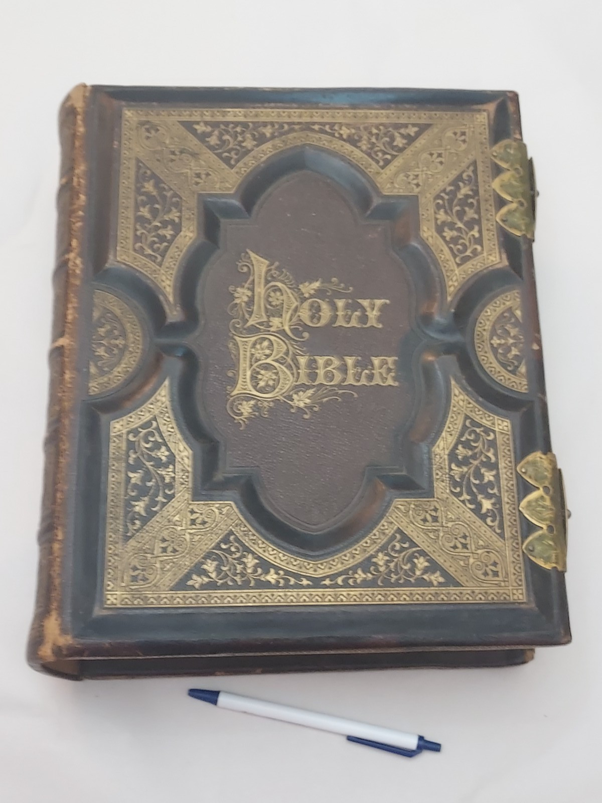1879 American Publishing Co. Holy Bible Old & New Testaments Leather Illustrated 1879 American Publishing Co. Holy Bible Old & New Testaments Leather Illustrated