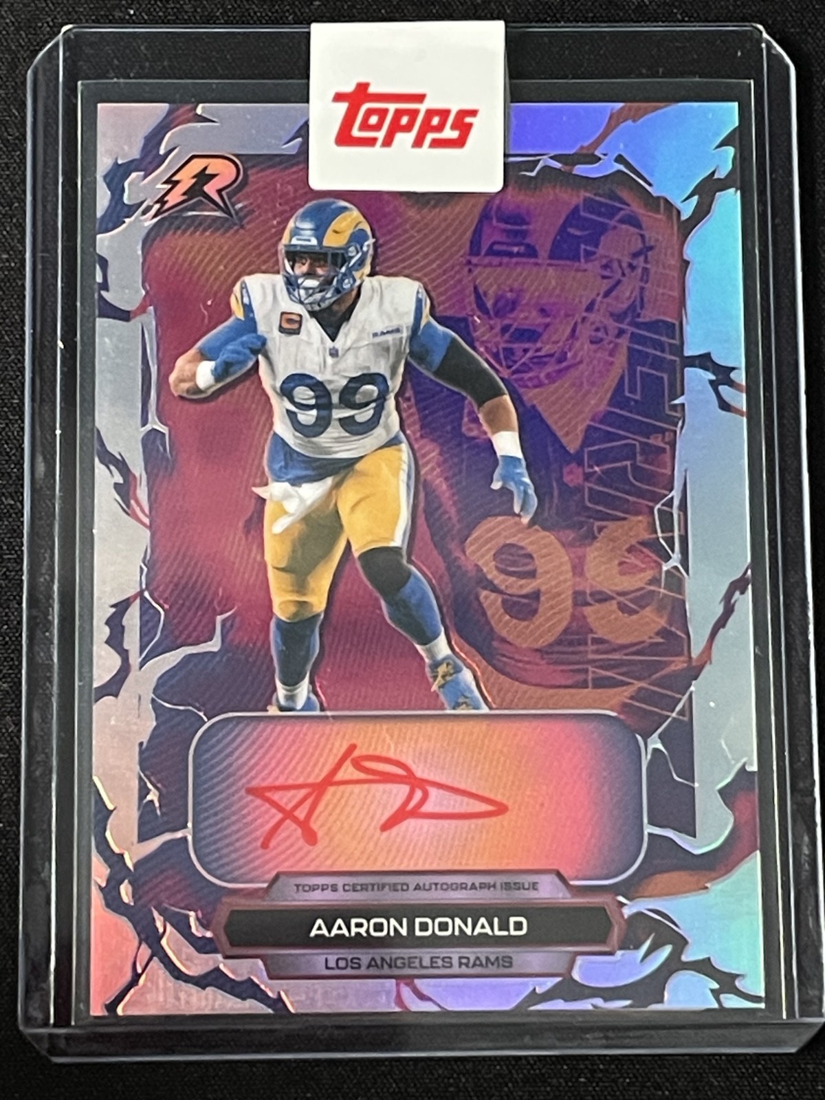2025 Topps Resurgence - Thermal Red Ink Autographs Aaron Donald #TRI-AD (AU) 2025 Topps Resurgence - Thermal Red Ink Autographs Aaron Donald #TRI-AD (AU)