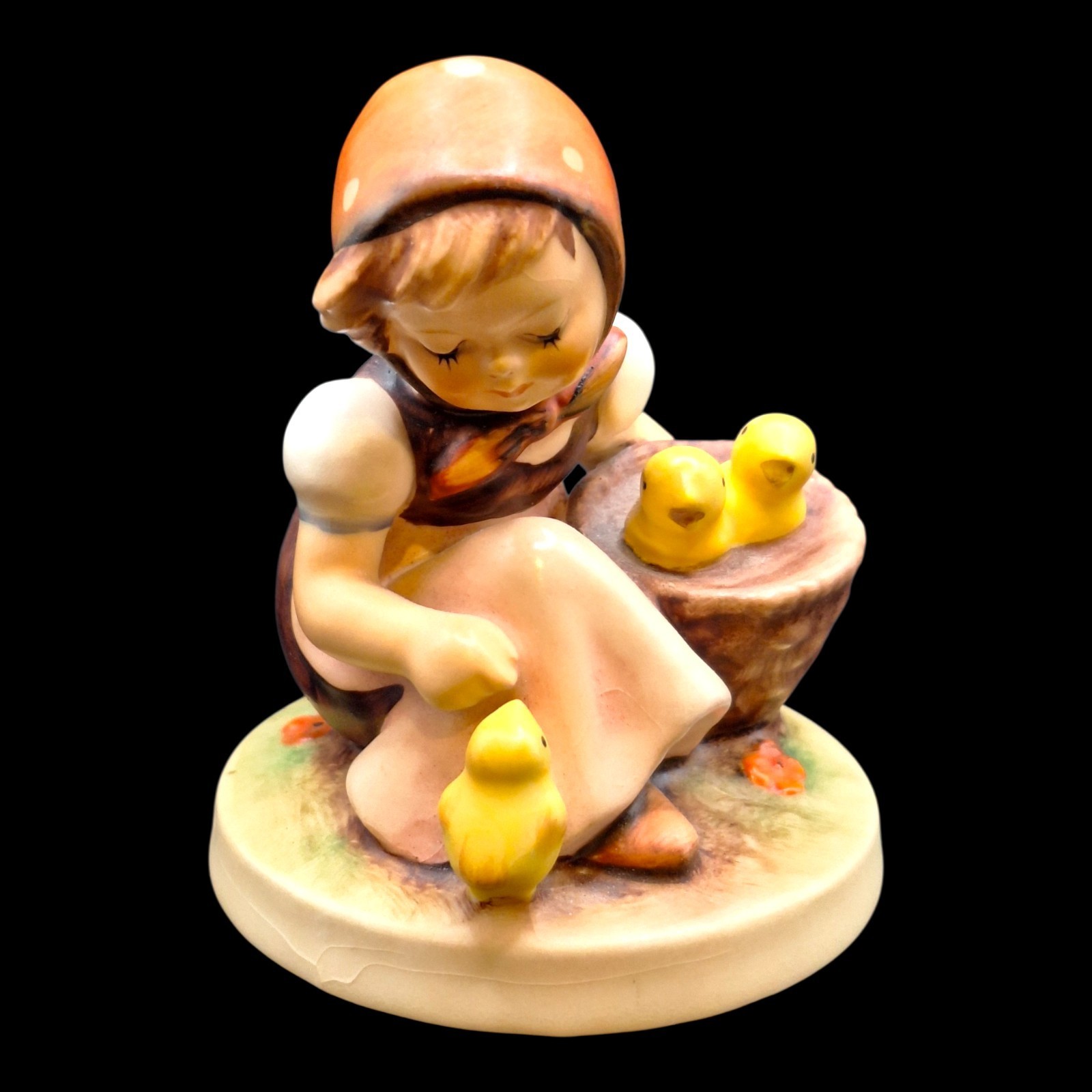 Vintage Goebel Hummel CHICK GIRL#57/0 Figurine (3 1/2”)