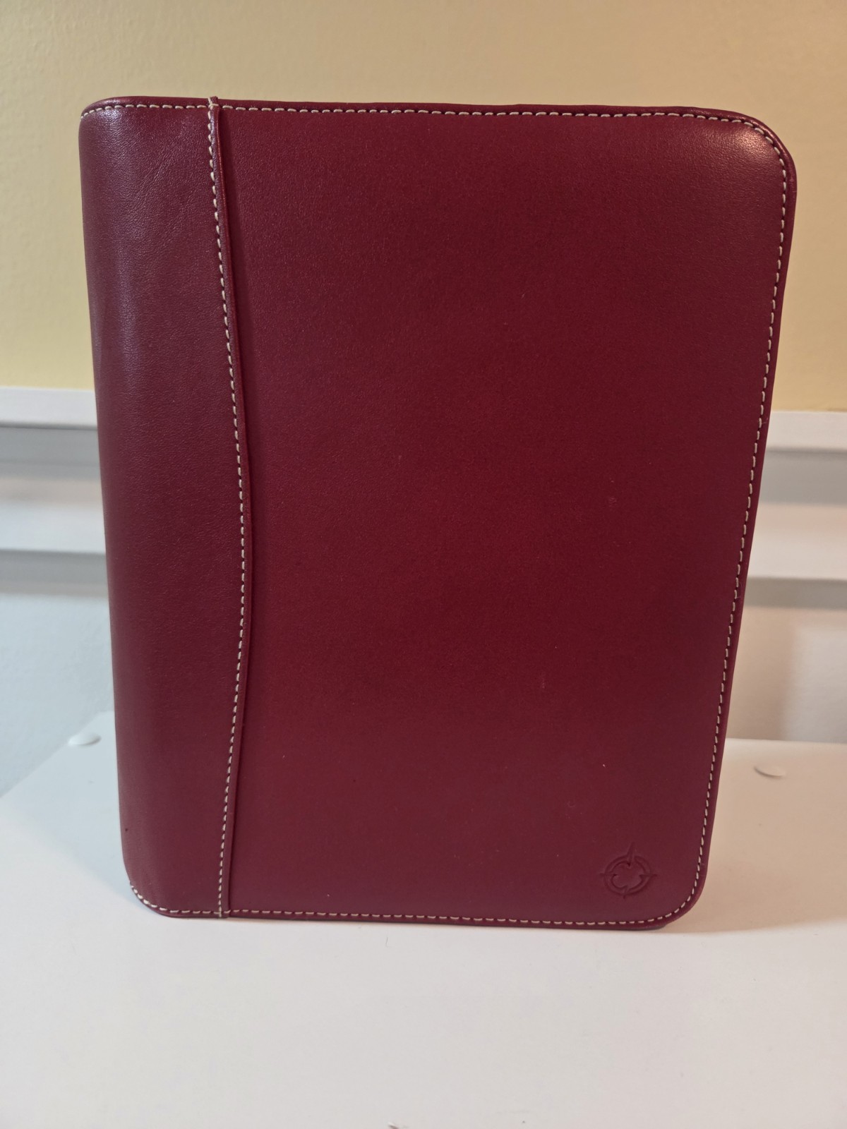 Vintage Franklin Covey red leather zipper PDA planner 6 ring 9 x 7 x 2.5