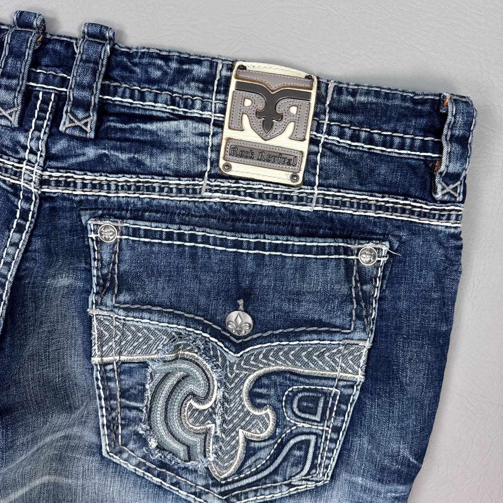Rock Revival Jeans Mens 44x34 Blue Charley Denim Pants Embroidery Alt Straight