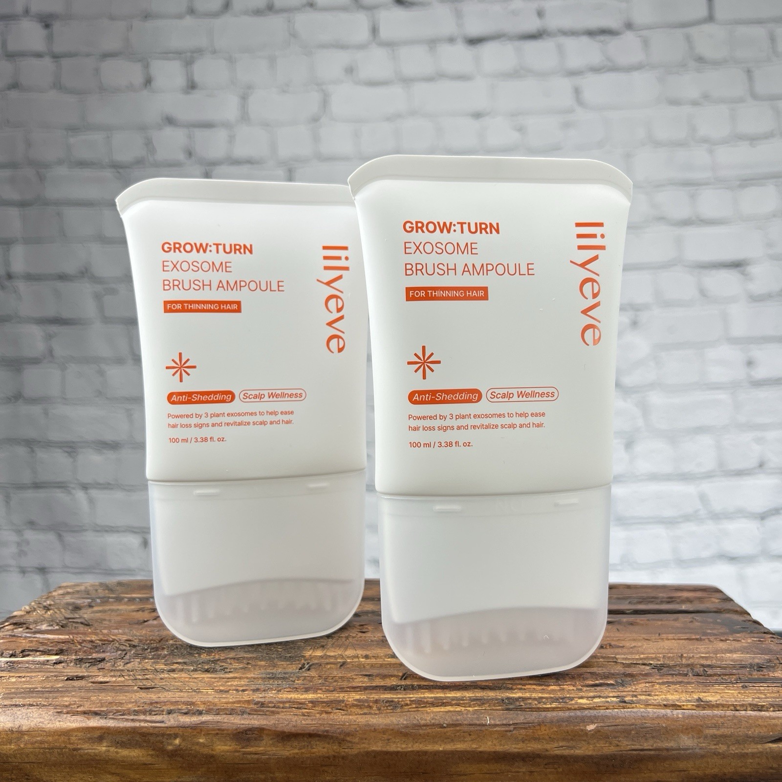 LILYEVE Growturn Exosome Built In Brush For Thicker Hair 3.38oz 2pc LILYEVE Growturn Exosome Built In Brush For Thicker Hair 3.38oz 2pc