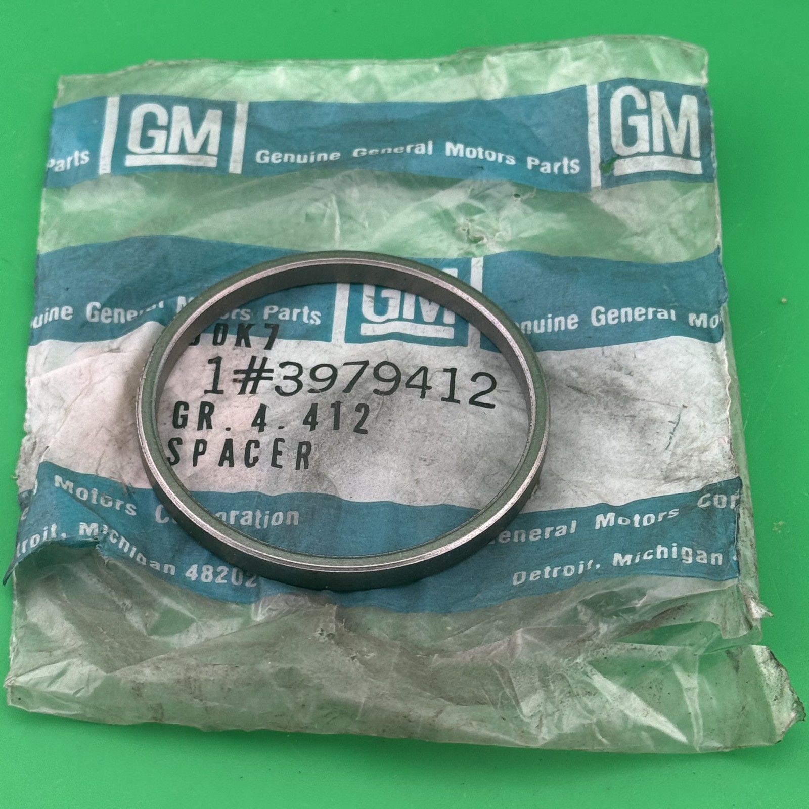 Nos Genuine OEM GM 3979412 SPACER GR 4.412 Nos Genuine OEM GM 3979412 SPACER GR 4.412