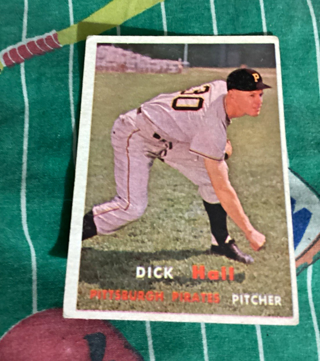 Topps 1957 Topps Dick Hall #308 Pittsburgh Pirates scarce mid 4th series