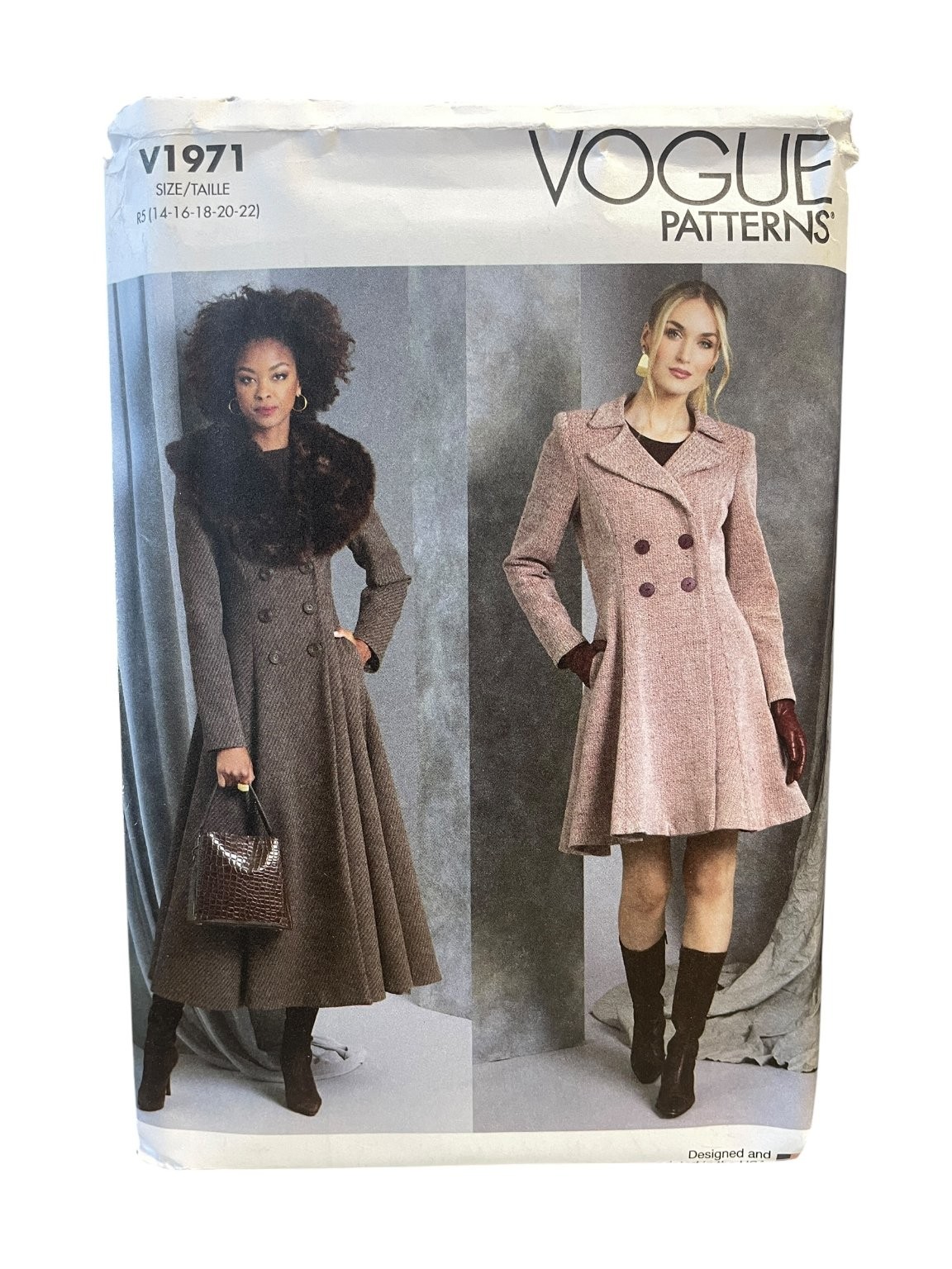 Vogue V1971 Misses\' Coat Double-Breasted (14-16-18-20-22) Vogue V1971 Misses\' Coat Double-Breasted (14-16-18-20-22)