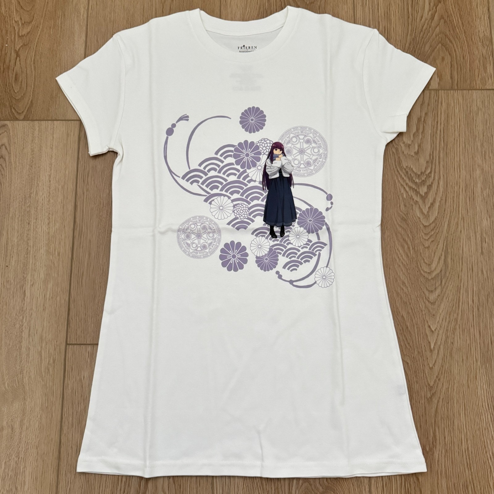 Official Frieren: Beyond Journey\'s End NEW Fern Graphic Tee Crunchyroll S Ltd