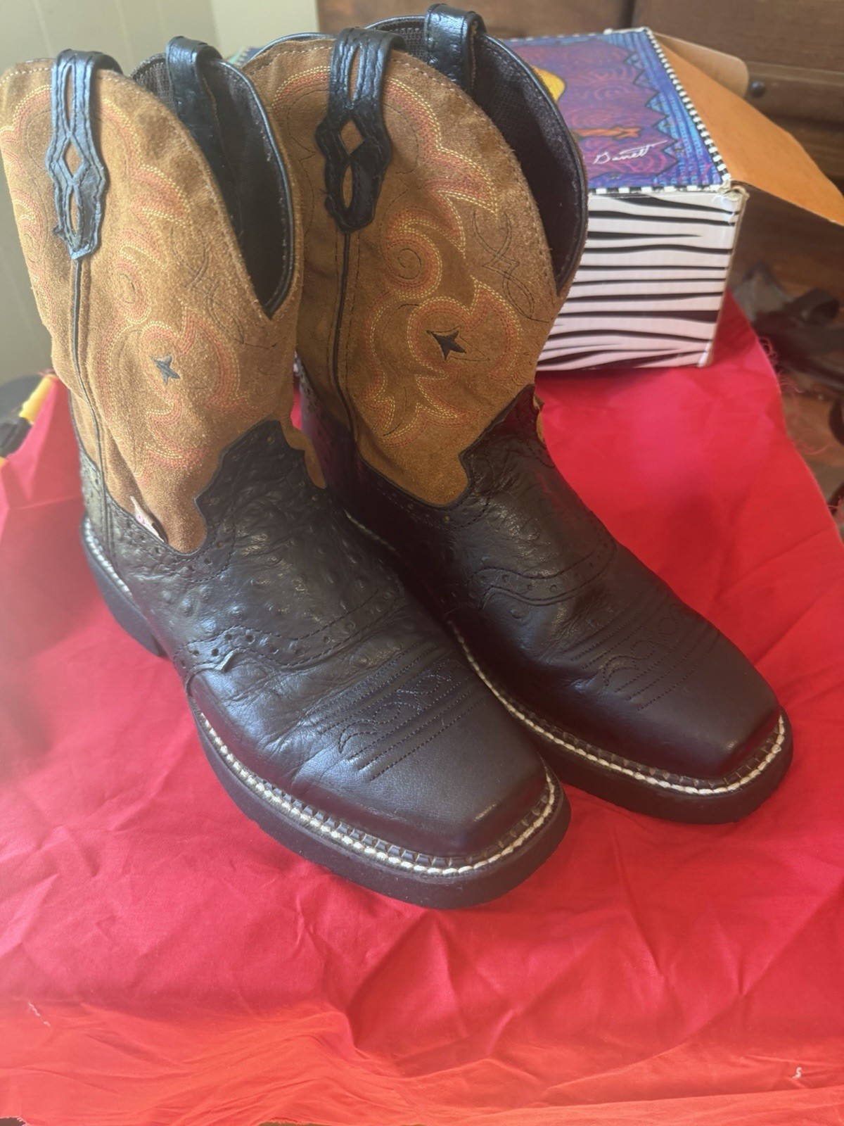 Justin Western Cowgirl Gypsy Boot Ostrich Print L9968 Women’s 5 B Rodeo Square Justin Western Cowgirl Gypsy Boot Ostrich Print L9968 Women’s 5 B Rodeo Square