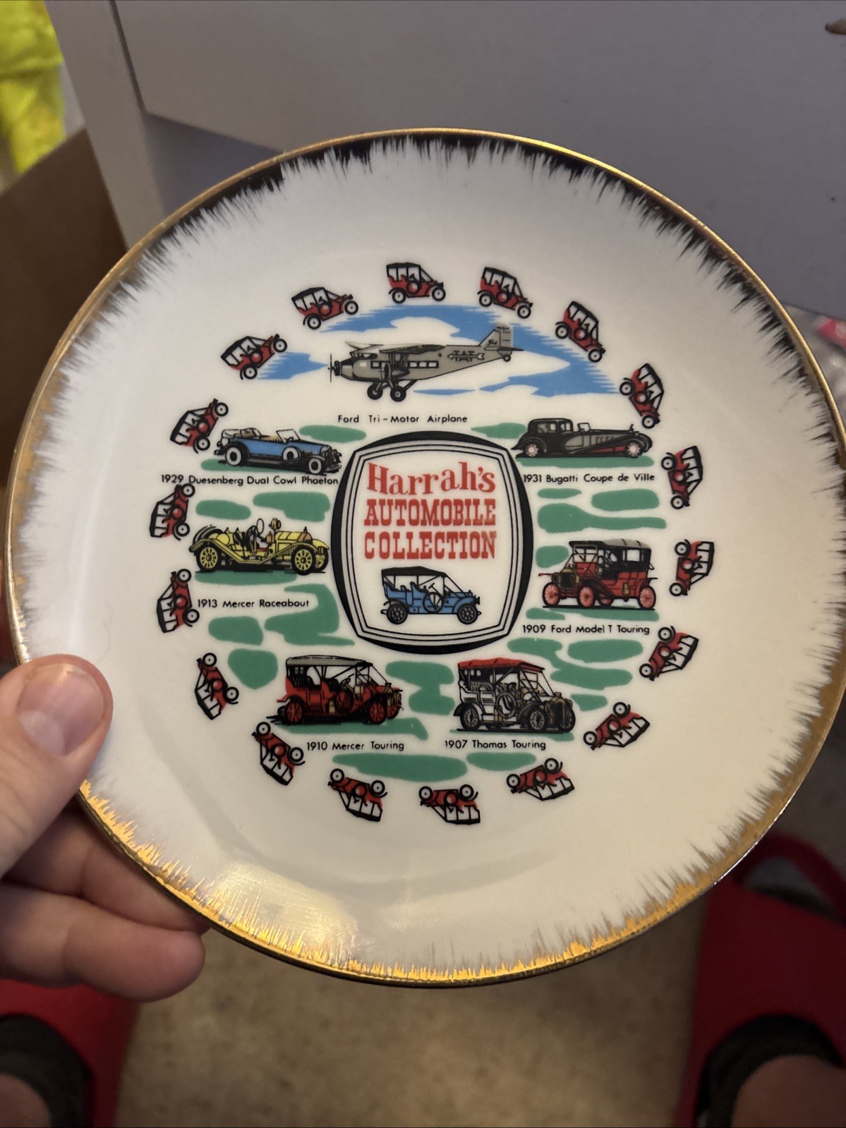 Vintage 7” HARRAH’S Automobile Collection Plate Antique Cars w/Dates HTF & EUC