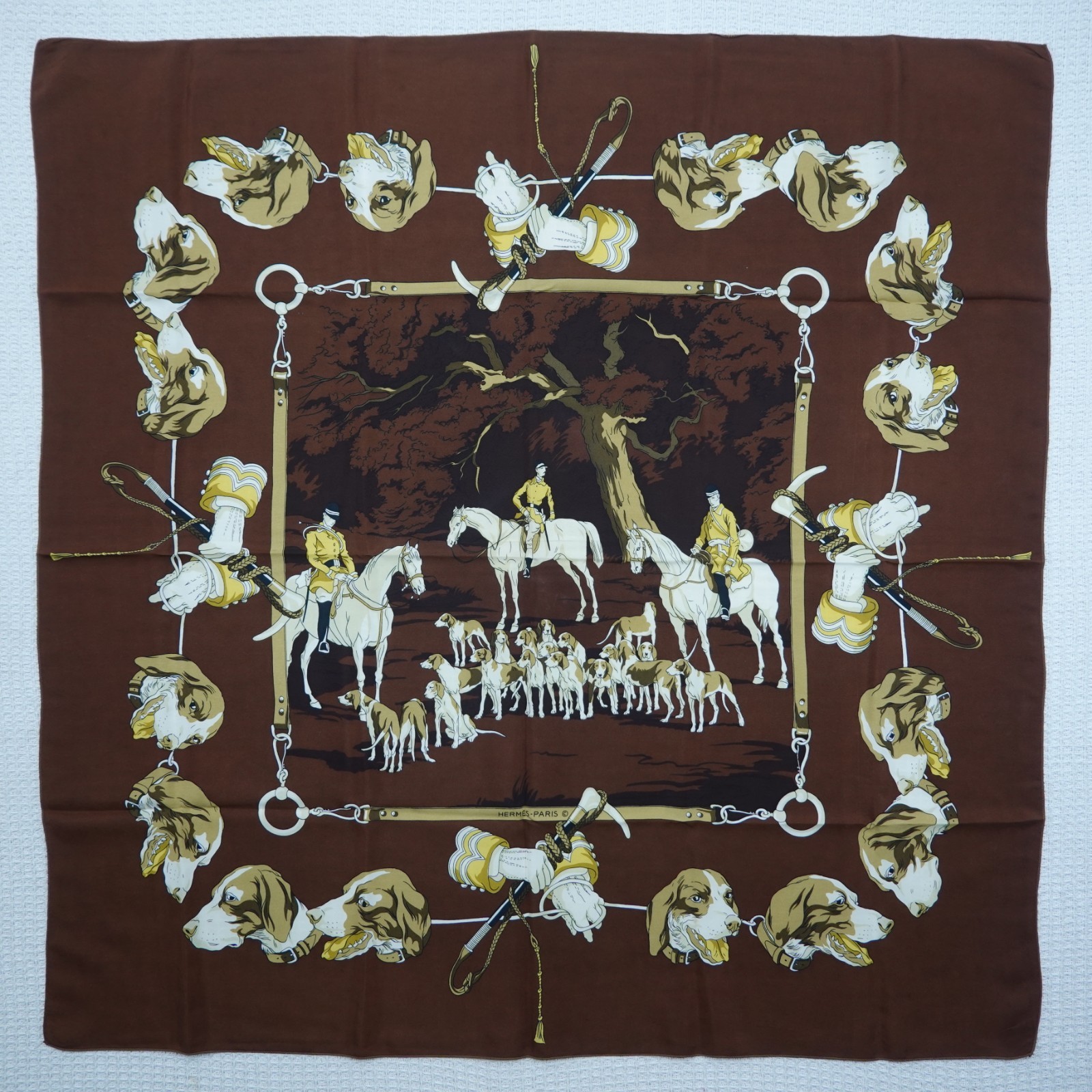 HERMES Paris Chasse a Courre Hugo Grykar Silk Scarf 31\