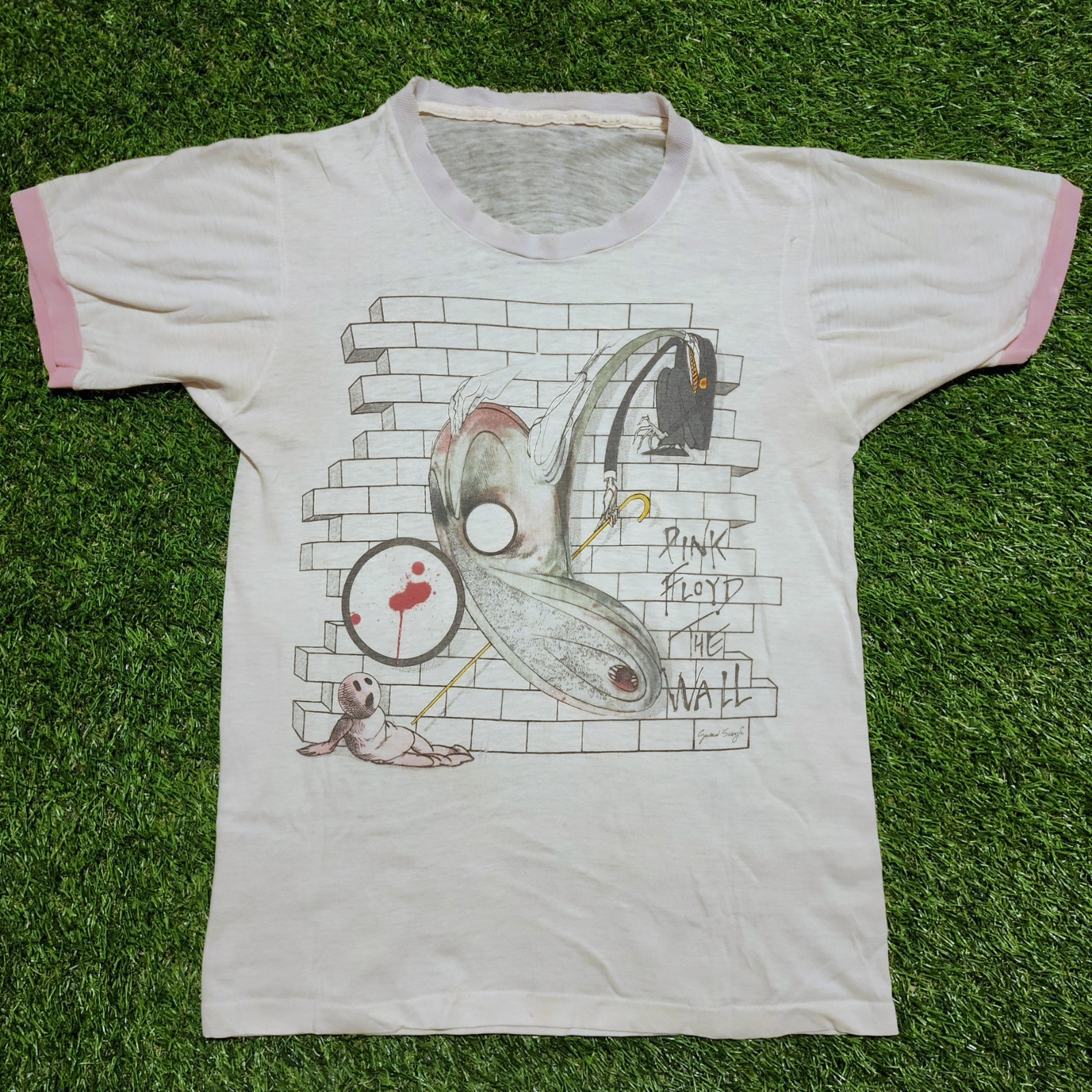 80s Vintage Pink Floyd The Wall Gerald Scarfe Album Film Ringer T-Shirt 80s Vintage Pink Floyd The Wall Gerald Scarfe Album Film Ringer T-Shirt