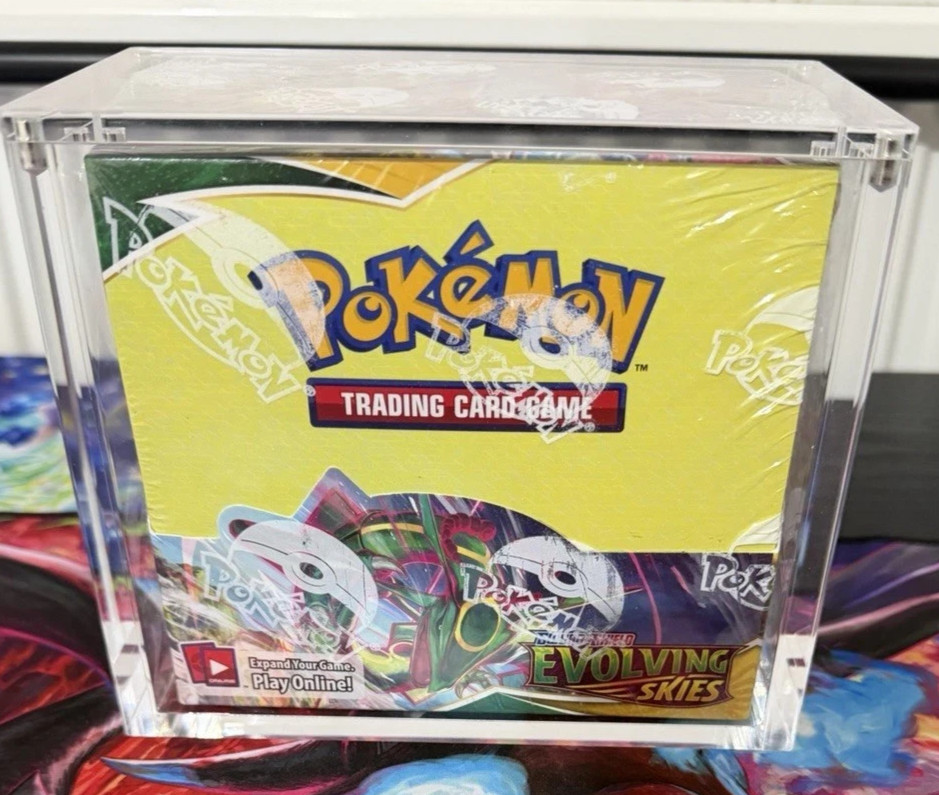 Pokemon Sword & Shield Evolving Skies Booster Box 36 Packs FACTORY
