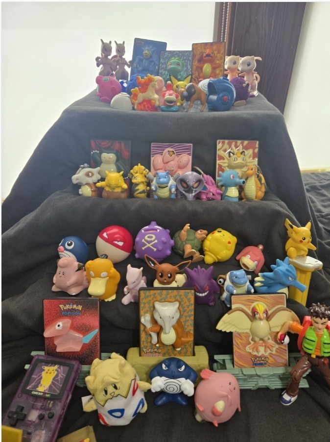 vintage POKEMON assorted toys lot - Burger King 99-00