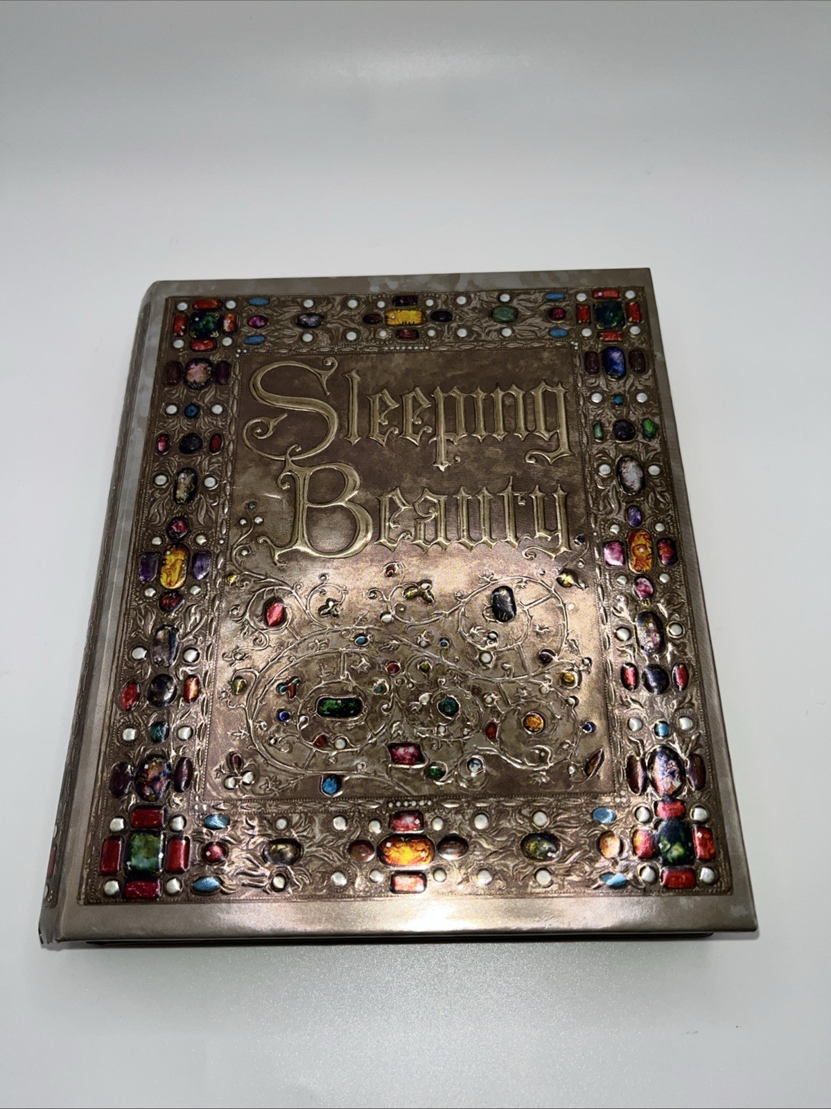 Sleeping Beauty x Besame Cosmetics 1959 Makeup Palette