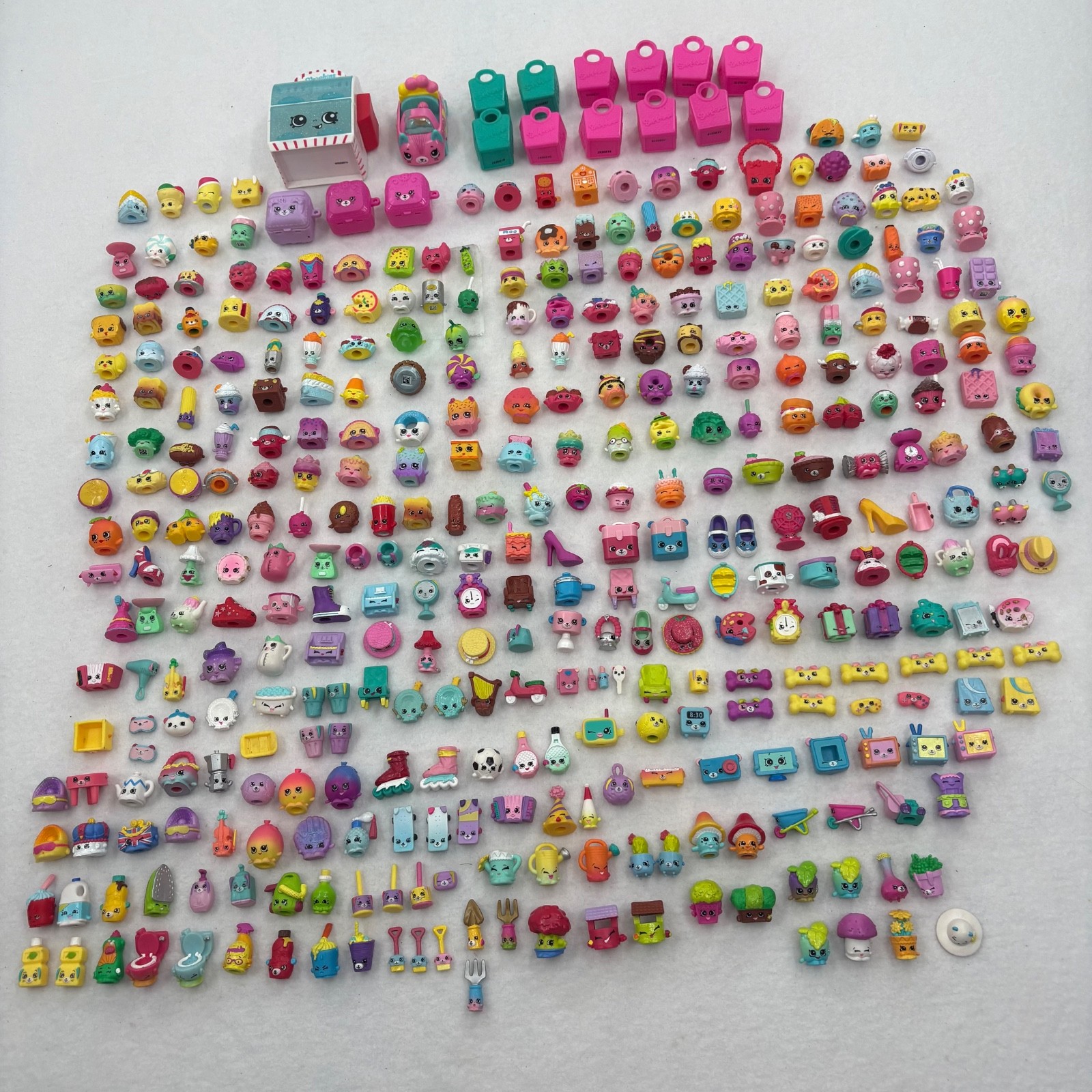Shopkins 300+ Piece Huge Lot Figures Accessories Baskets Bags Playset Pieces Moo