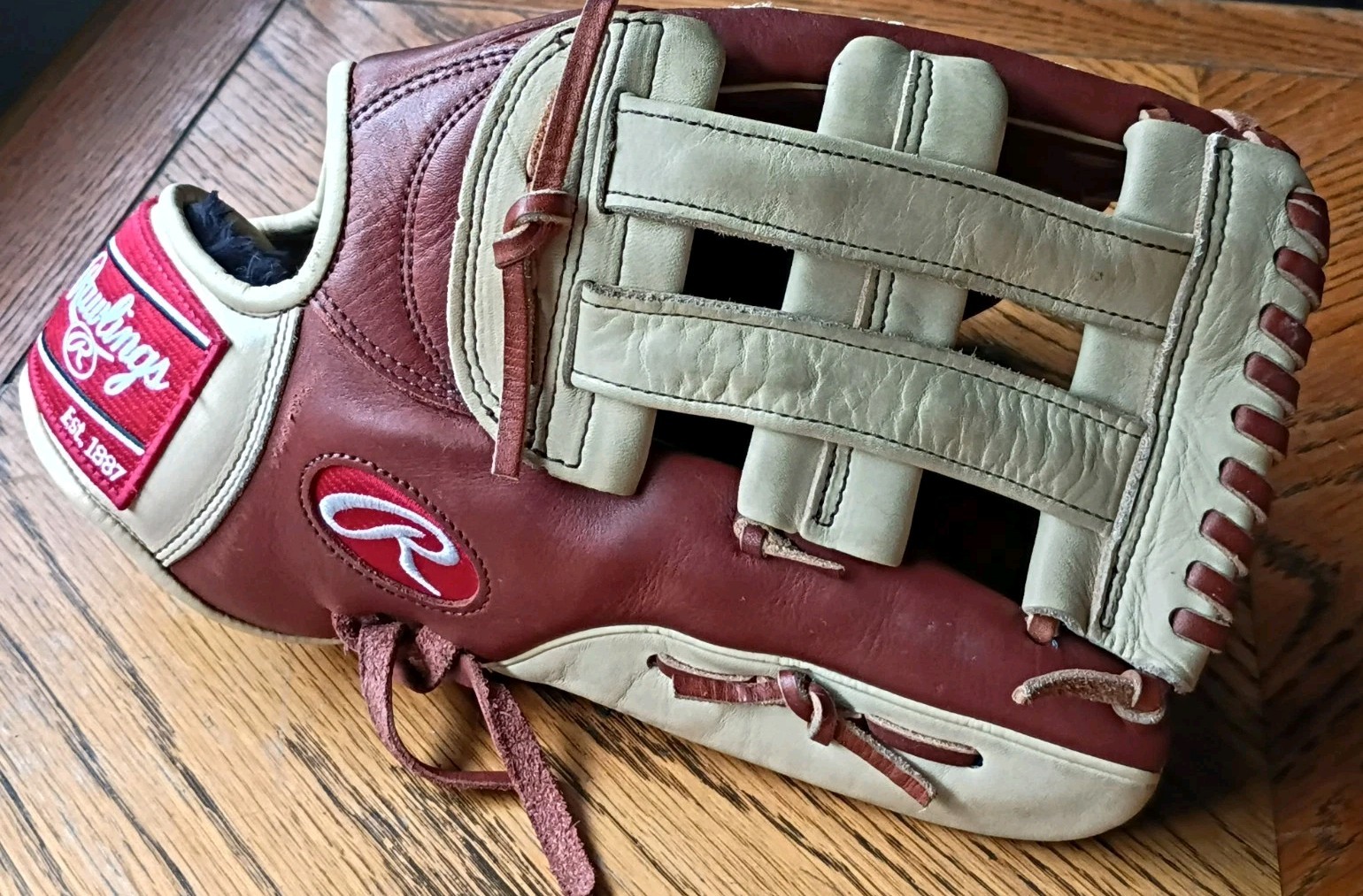 Rawlings GG Elite GGE1275HBRC 12.75” Baseball Glove RHT Outfield Brown