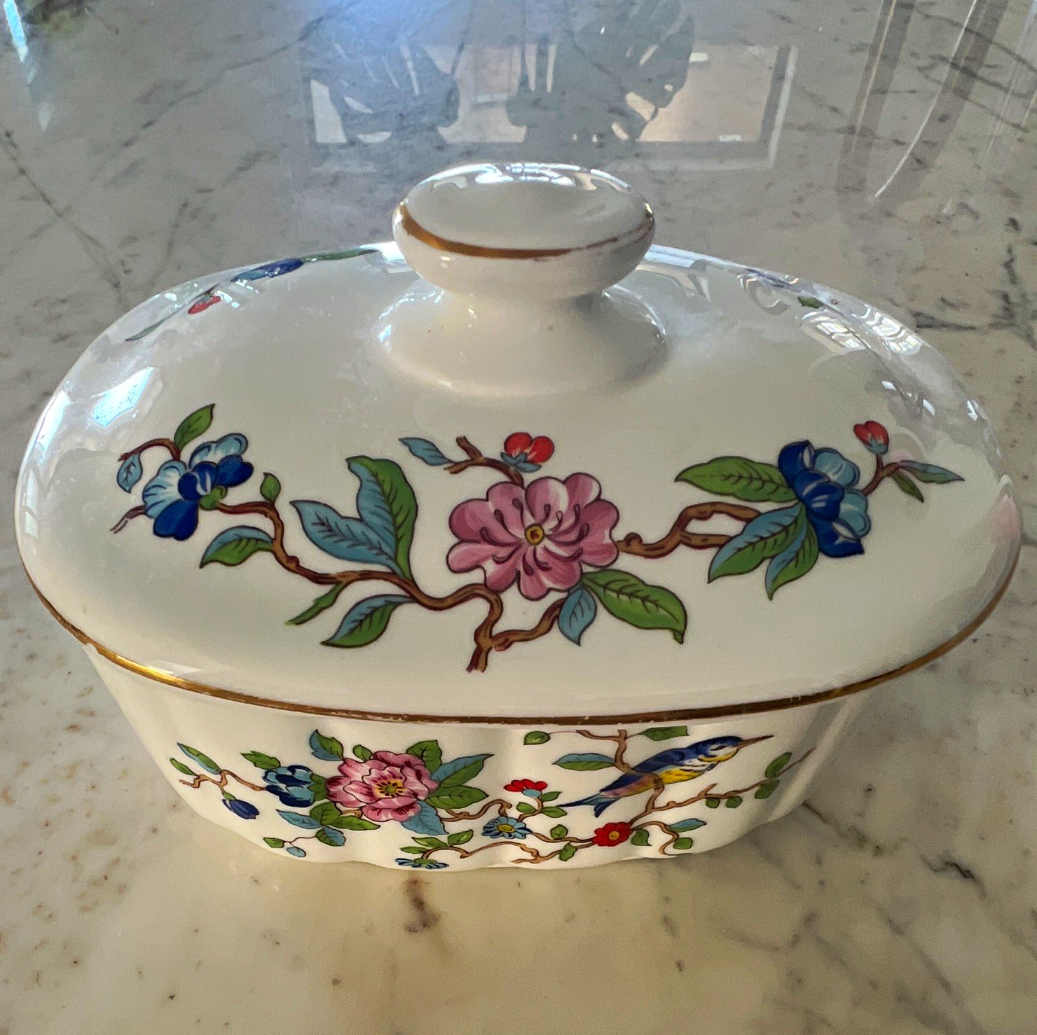 Aynsley Pembroke Floral Bone China Oval Covered Dish w/ Lid, England White