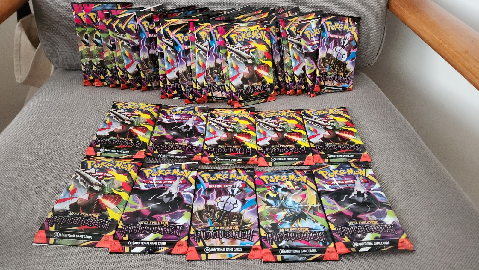 10x Pokemon TCG Pitch Black, Booster Pack - New Sealed LOT