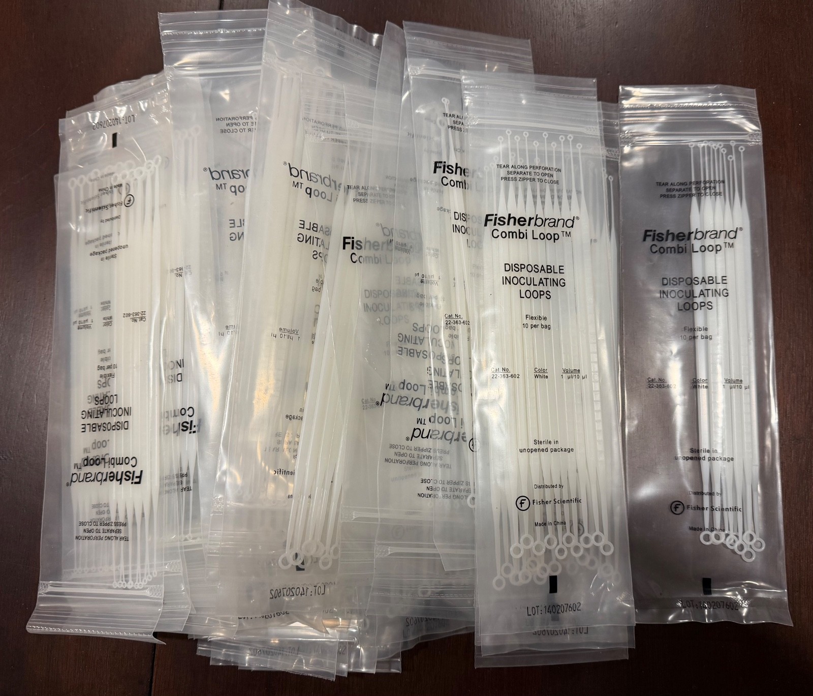 34 bags Fisherbrand Disposable Inoculating Loops, Bags Of 10, 22-363-602