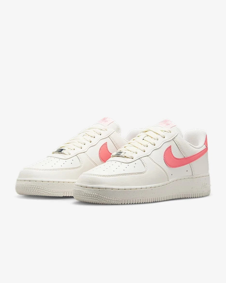 Nike Women\'s Air Force 1 Low \'07 NN Sail Hot Lava Pink DV3808-110 NEW