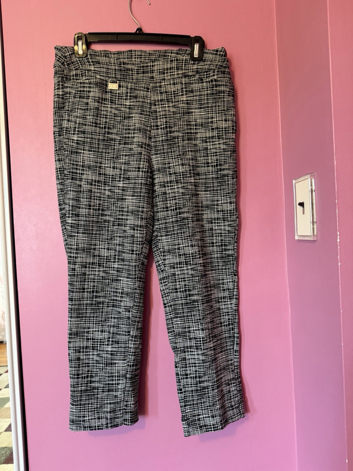 Lulu B Pull On Cropped Stretch Black-white Geometric Graphic Pants Size 12 Lulu B Pull On Cropped Stretch Black-white Geometric Graphic Pants Size 12