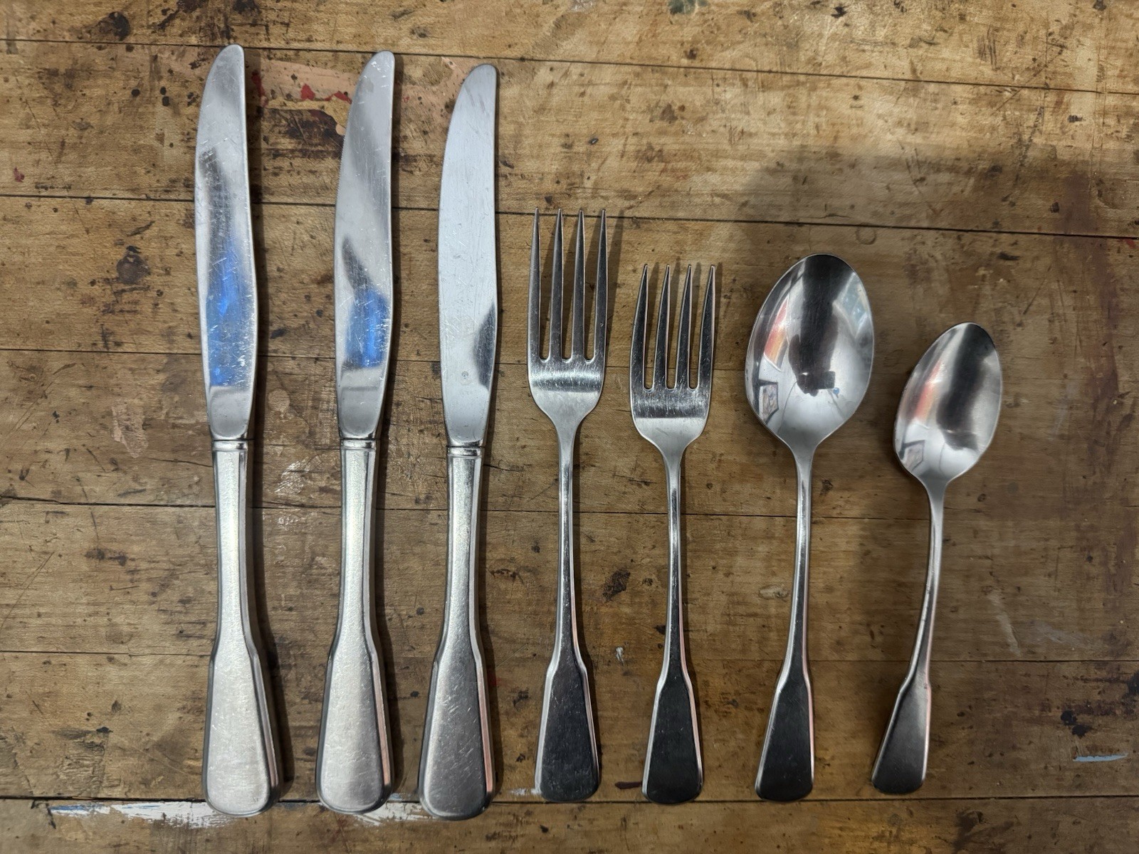 Oneida Deluxe “Independence” Stainless Mixed Set (set Of 7)