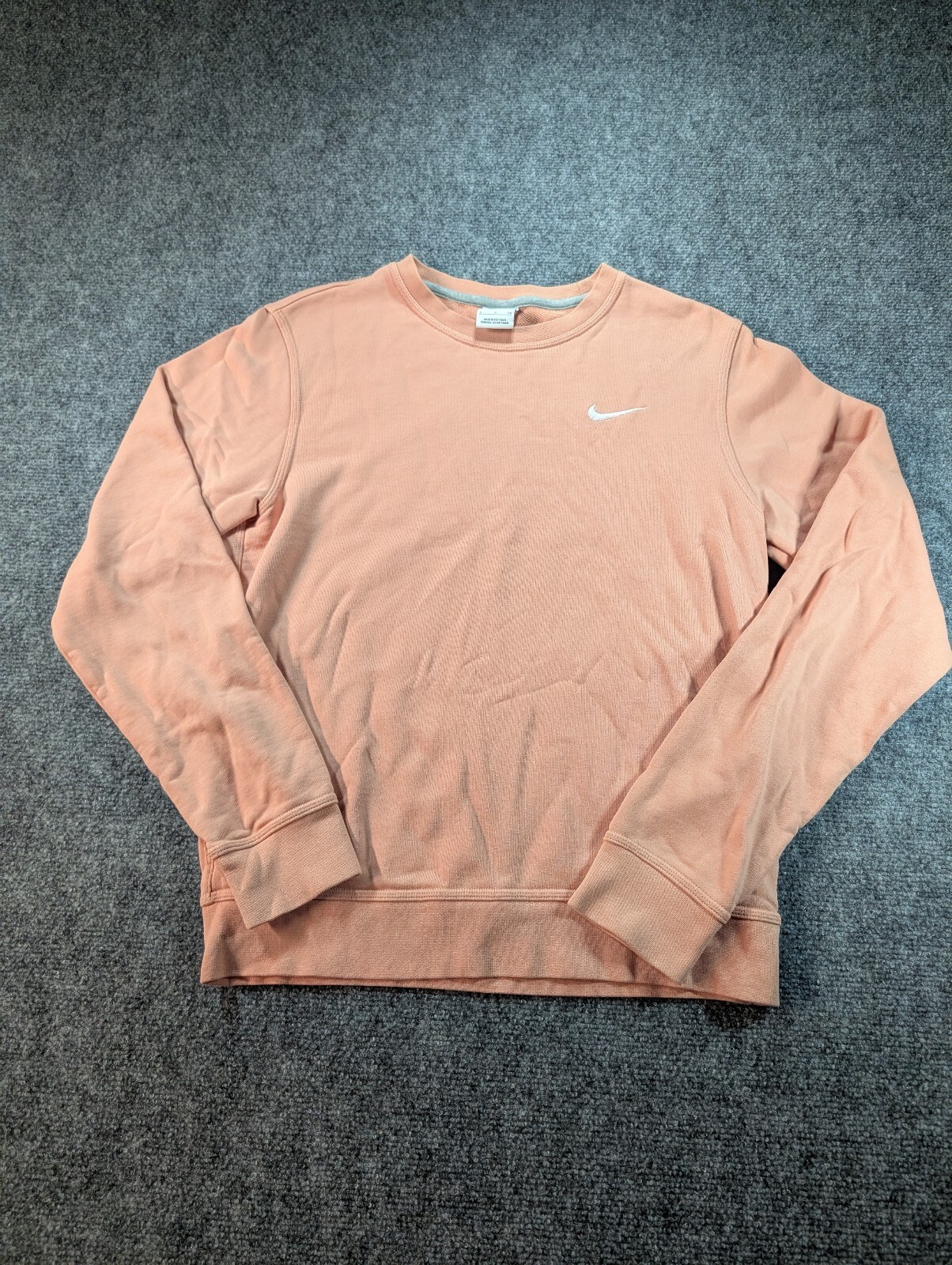 Nike Sportswear Club Fleece Crewneck Fleece Sweatshirt Pink Peach Size Small Nike Sportswear Club Fleece Crewneck Fleece Sweatshirt Pink Peach Size Small